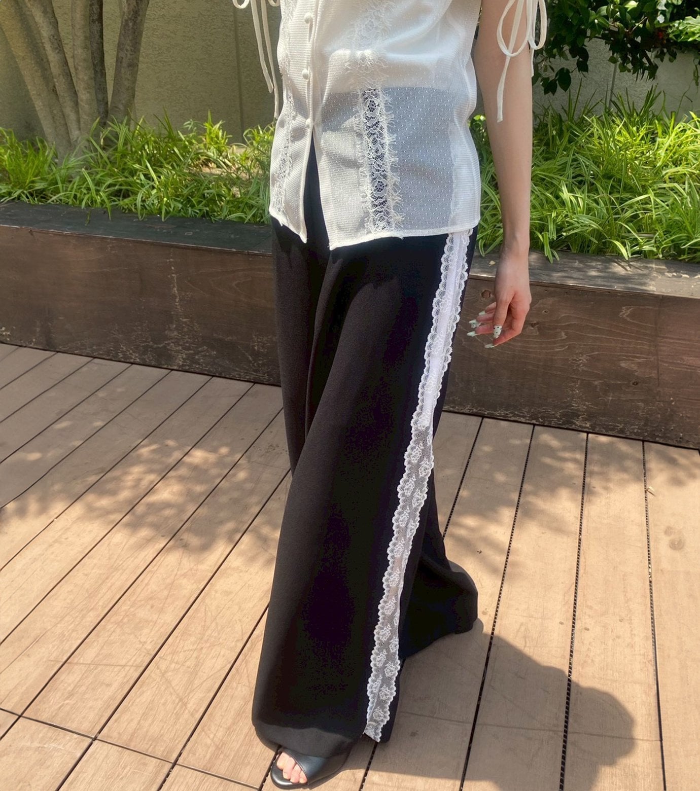 LE CIEL BLEU サイドレーストリムジョガーパンツ / Side Lace-Trim Jogger Pants ルシェルブルー パンツ その他のパンツ イエロー ブラック