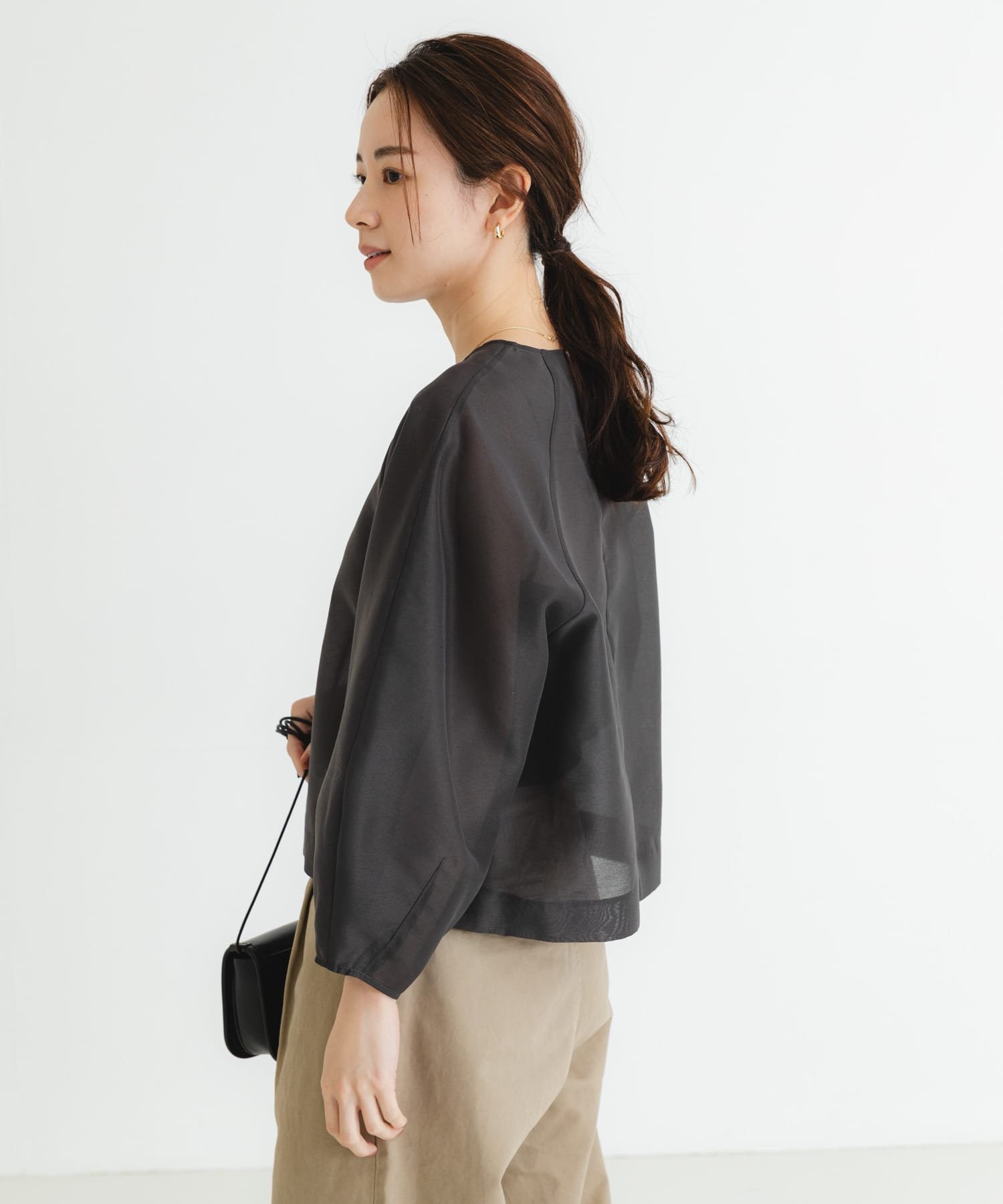 【SALE／60%OFF】URBAN RESEARCH 『MADE IN JAPAN』オーガンジーブラウス アーバンリサーチ トップス シャツ・ブラウス ベージュ グレー【送料無料】