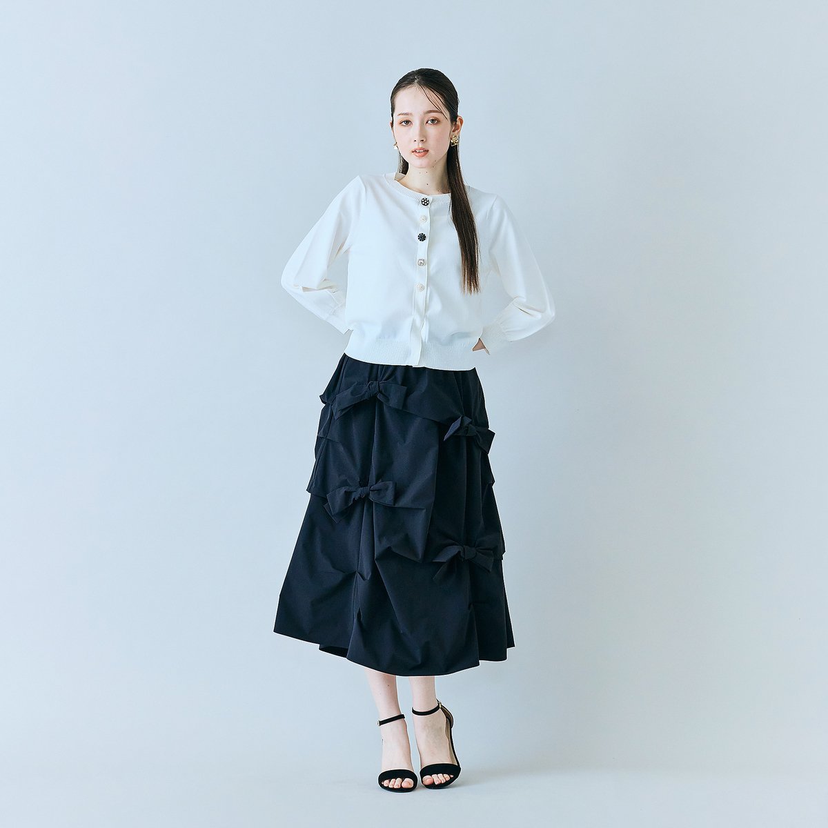 Audie a Muses ビジューボタンカーディガン ローズティアラ トップス ニット ブラック ホワイト【送料無料】