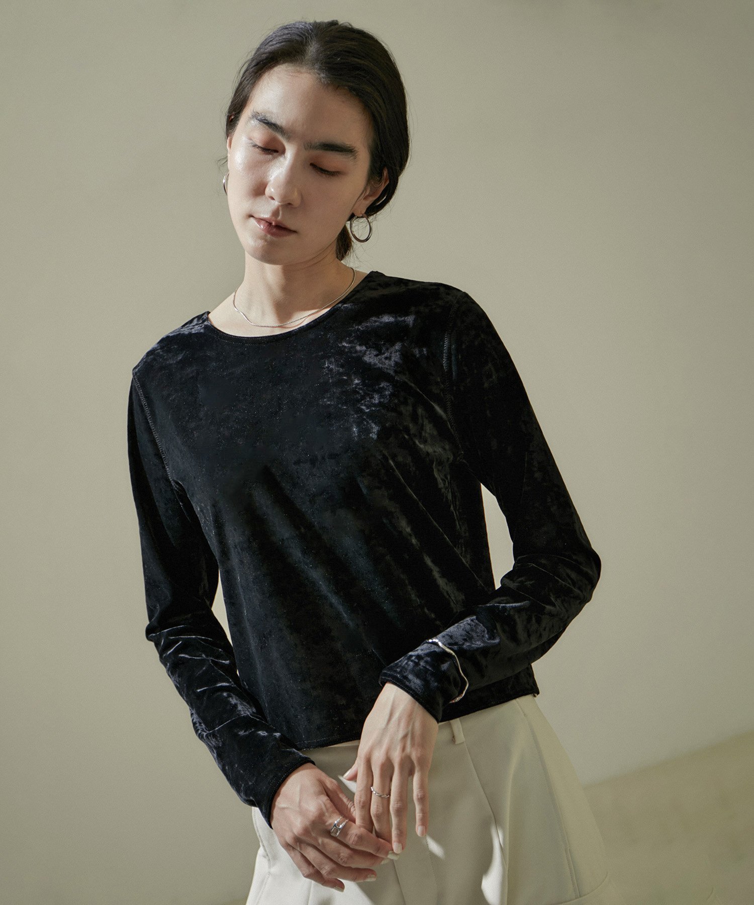 SALON adam et rope' クラッシュベロア2WAYロングスリーブTシャツ【セットアップ対応・洗える】 サロン アダム エ ロペ トップス カットソー・Tシャツ ブラック ベージュ ホワイト【送料無料】