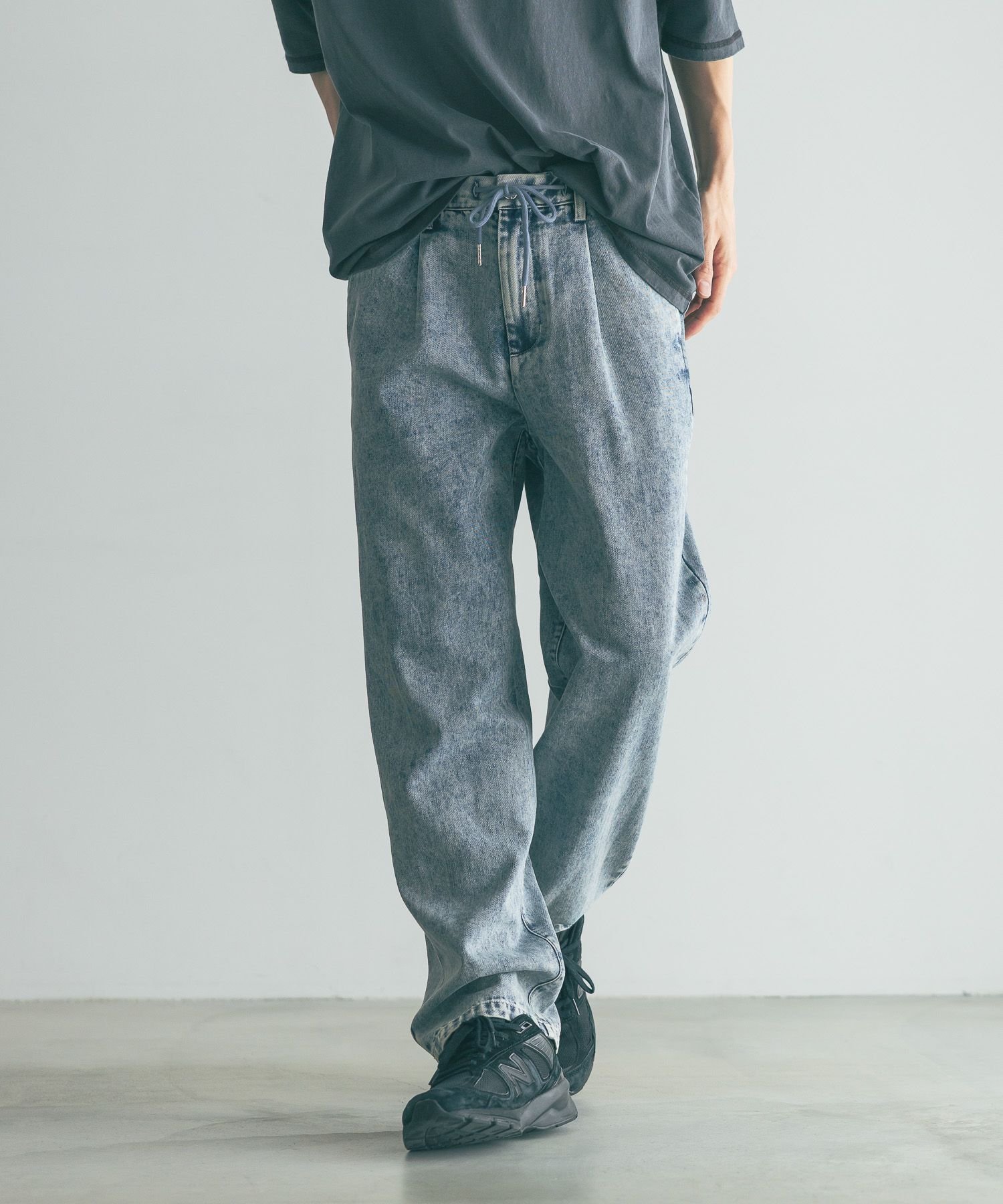 【SALE／40%OFF】LOWRYS FARM 【MEN】ライトデニムイージーパンツ ローリーズファーム パンツ ジーンズ・デニムパンツ ブラック ブルー【送料無料】