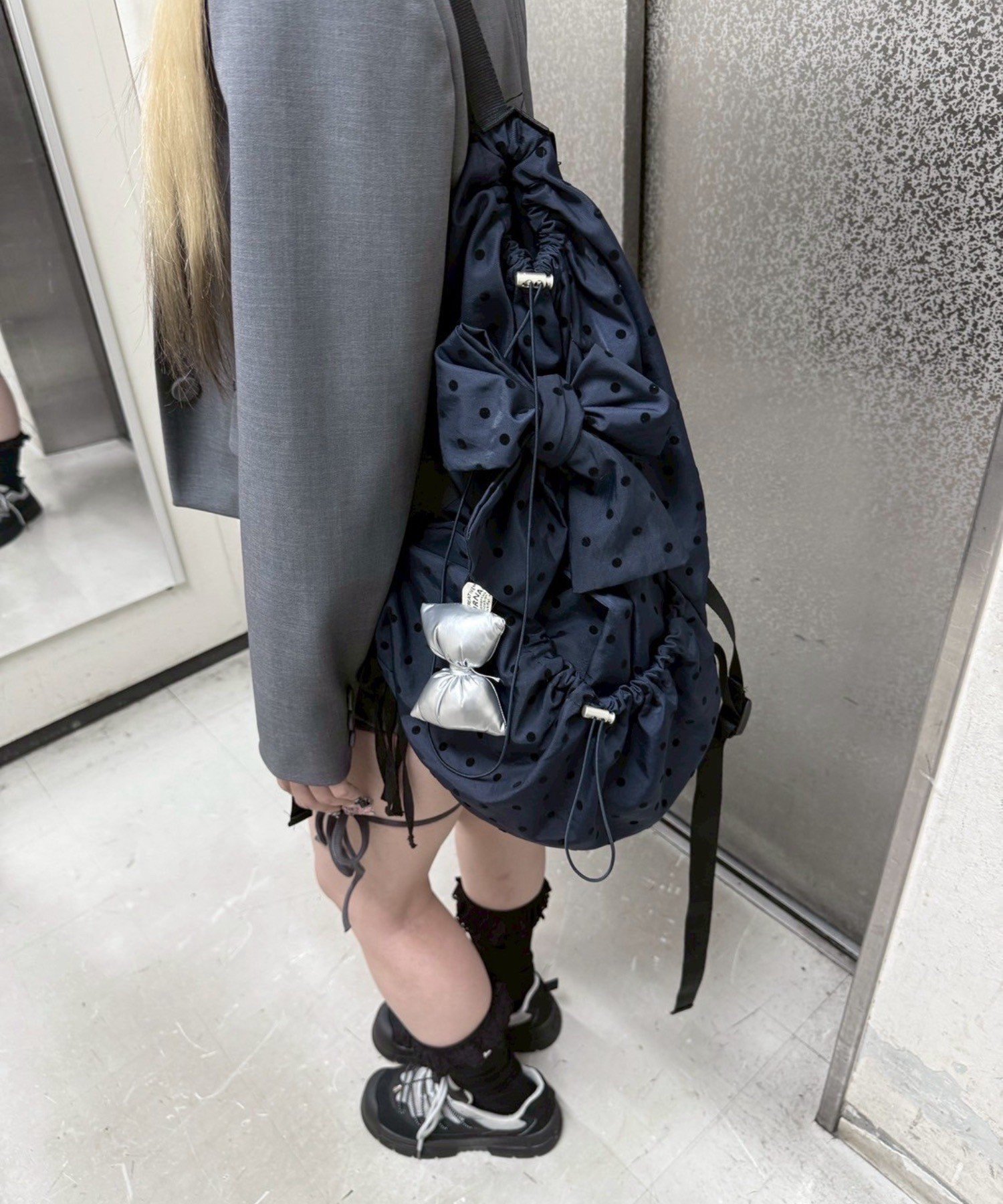 nmtc + 【nmtc +】dot pattern backpack ネバーマインドザエックスユー／チカシツプラス バッグ リュック・バックパック ブラック【送料無料】