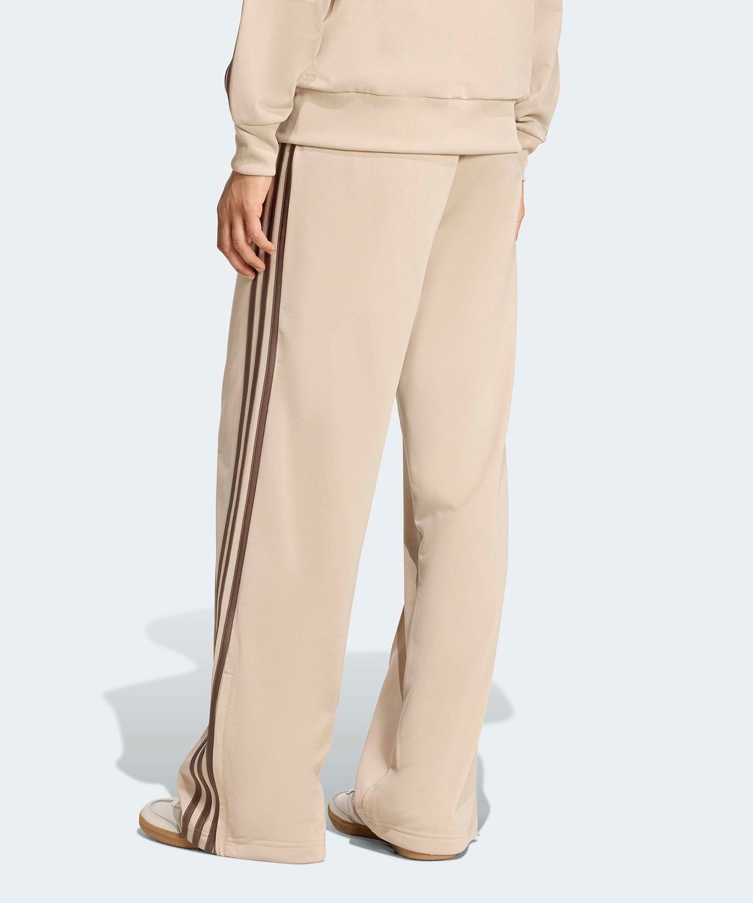 SALON adam et rope' 【adidas(アディダス)】FIREBIRD LOOSE TRACK PANTS サロン アダム エ ロペ パンツ その他のパンツ ベージュ【送料無料】