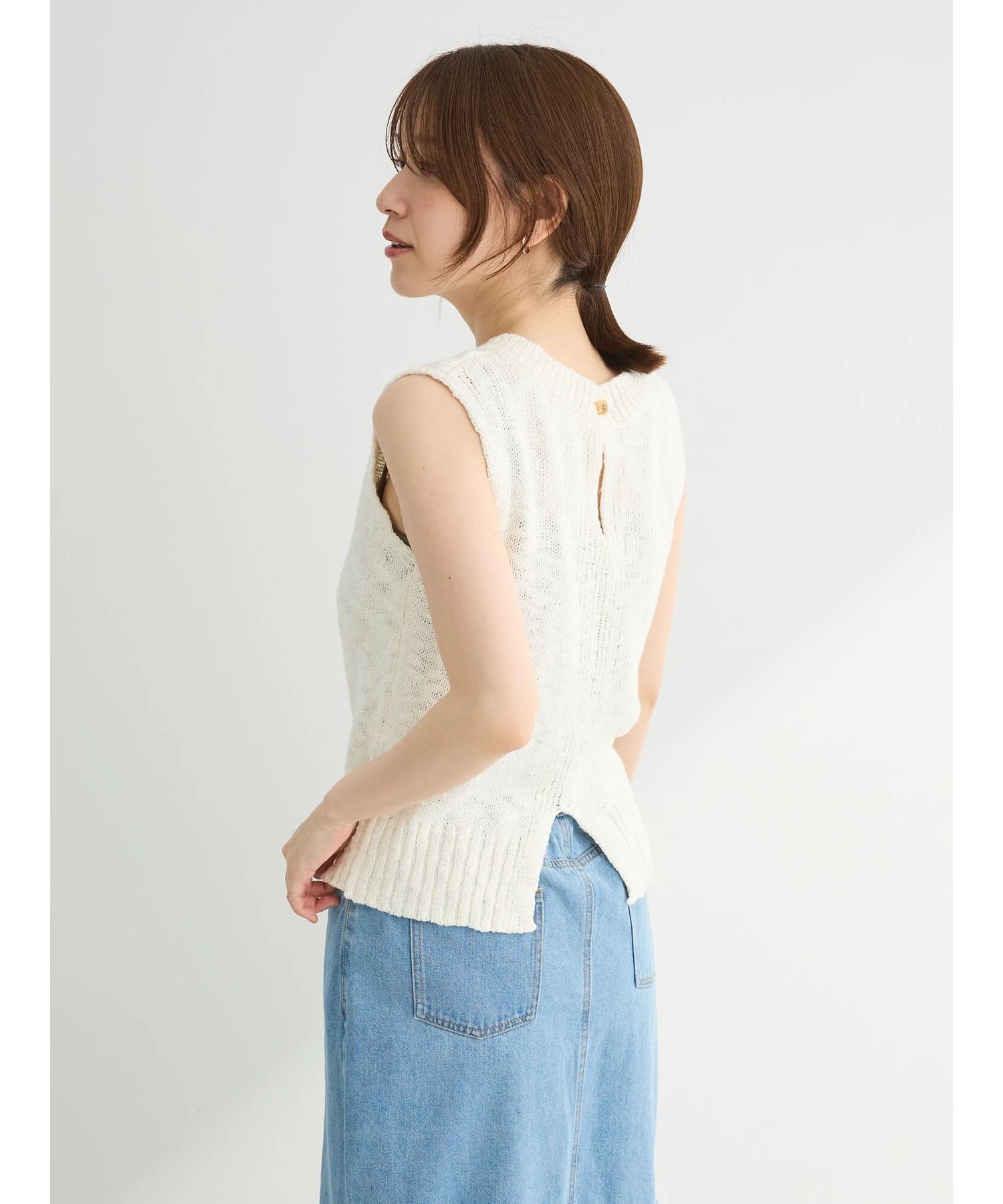 【SALE／70%OFF】Green Parks SUGAR SPOON ブークレニットタンク 24SS グリーンパークス トップス ニット ホワイト グレー ブラック カーキのサムネイル