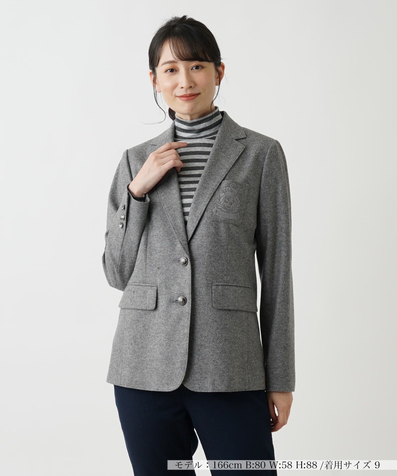 Leilian エンブレム刺繍付きブレザー【Happy Circulation】 レリアン ジャケット・アウター テーラードジャケット・ブレザー グレー ネイビー