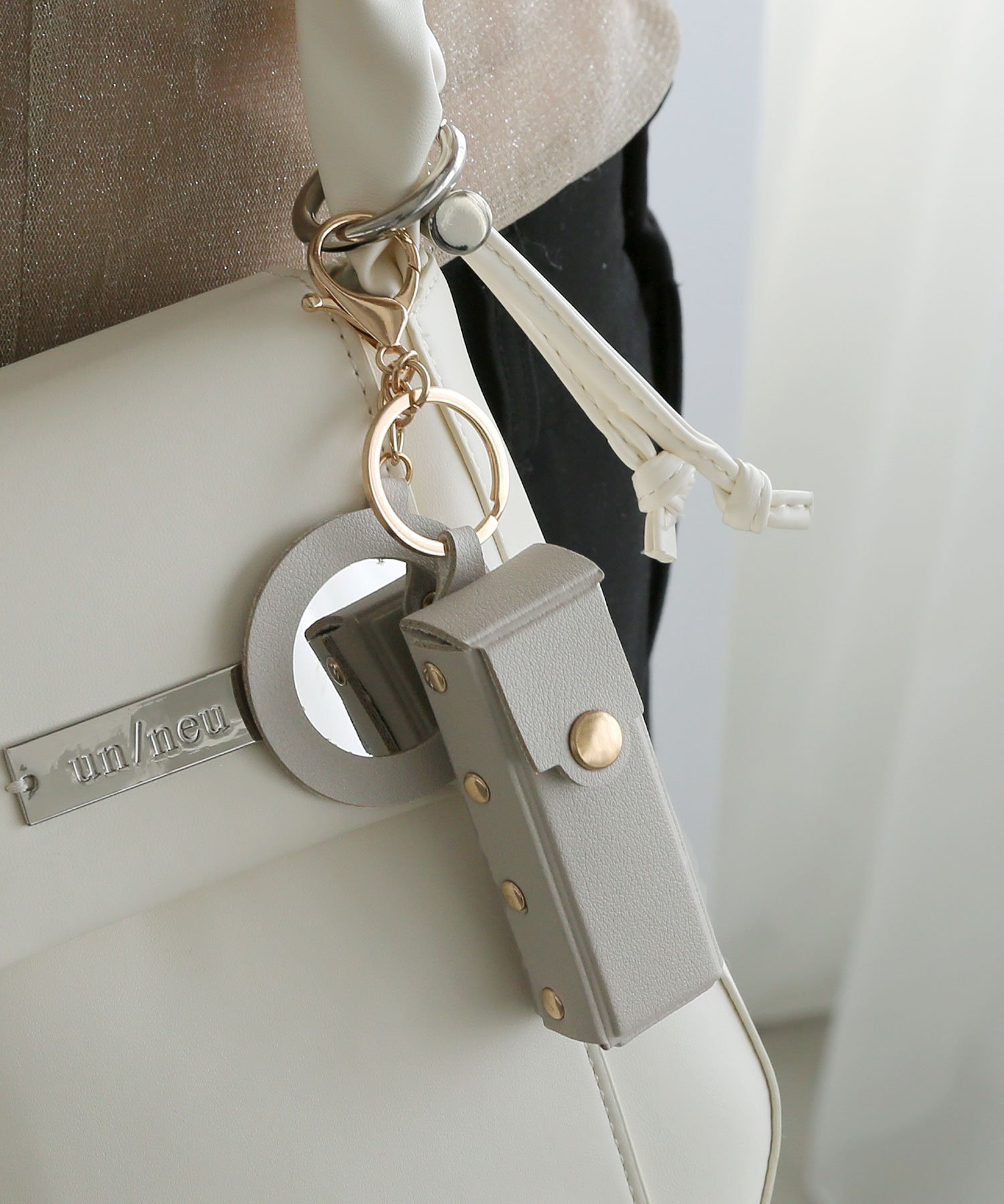 【SALE／10%OFF】colleca la ミラー付きリップケースキーホルダー コレカラ 財布・ポーチ・ケース その..