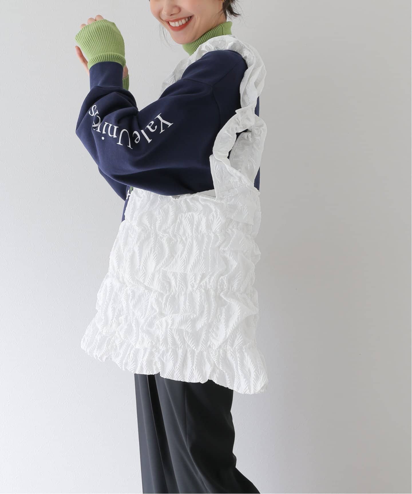 【SALE／30%OFF】B.C STOCK 【Casselini/キャセリーニ】スクエアギャザートート ベーセーストック バッグ トートバッグ ホワイト ブラック【送料無料】のサムネイル