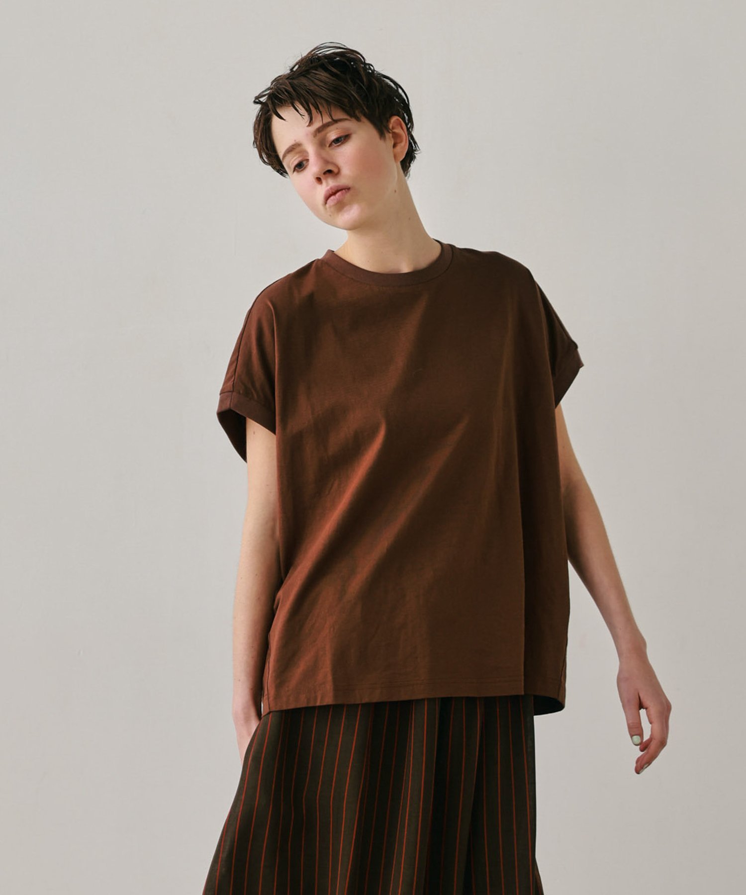 KELEN 「KELEN / ケレン」ヤッコスリーブTEE ビーアパートメント トップス カットソー・Tシャツ ホワイト ブラック ブラウン