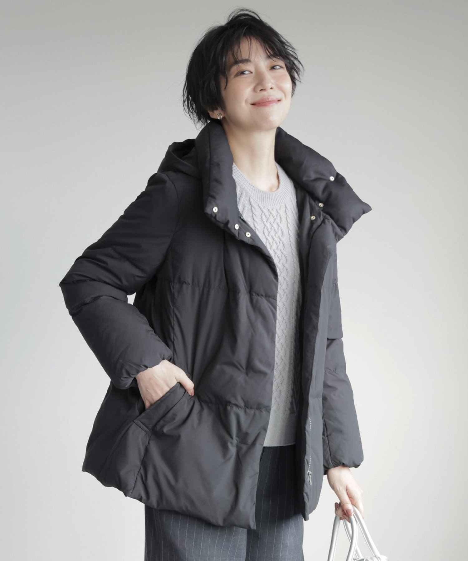 J.PRESS 【洗える】ブラッシュドマルチポリ ショート ダウンコート ジェイプレス ジャケット・アウター ダウンジャケット・ダウンベスト ホワイト ベージュ ブラック