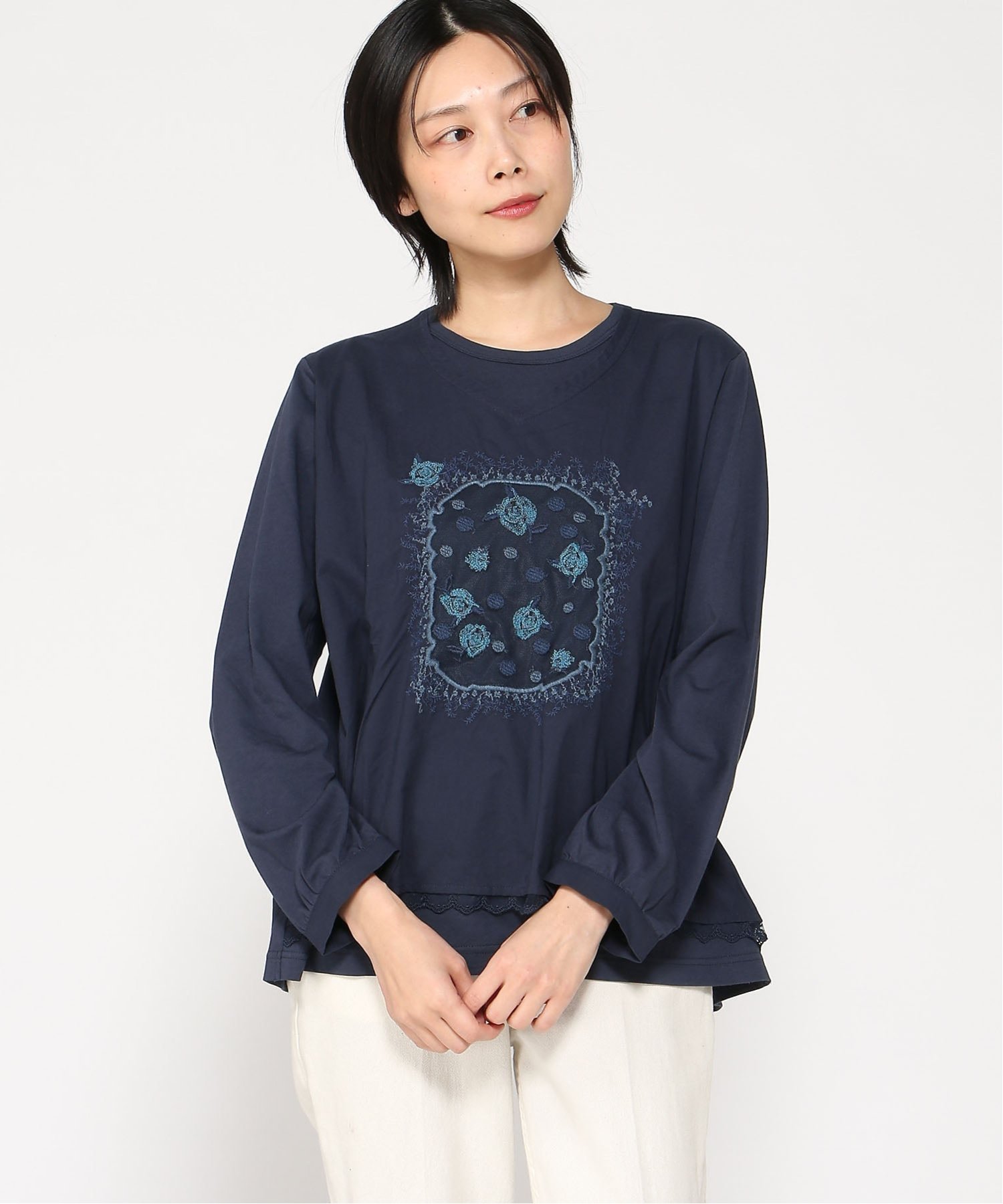 SUPER HAKKA 60ローンウィンドウローズ刺繍+天竺カットソー スーパーハッカ トップス カットソー・Tシャツ ネイビー ホワイト レッド