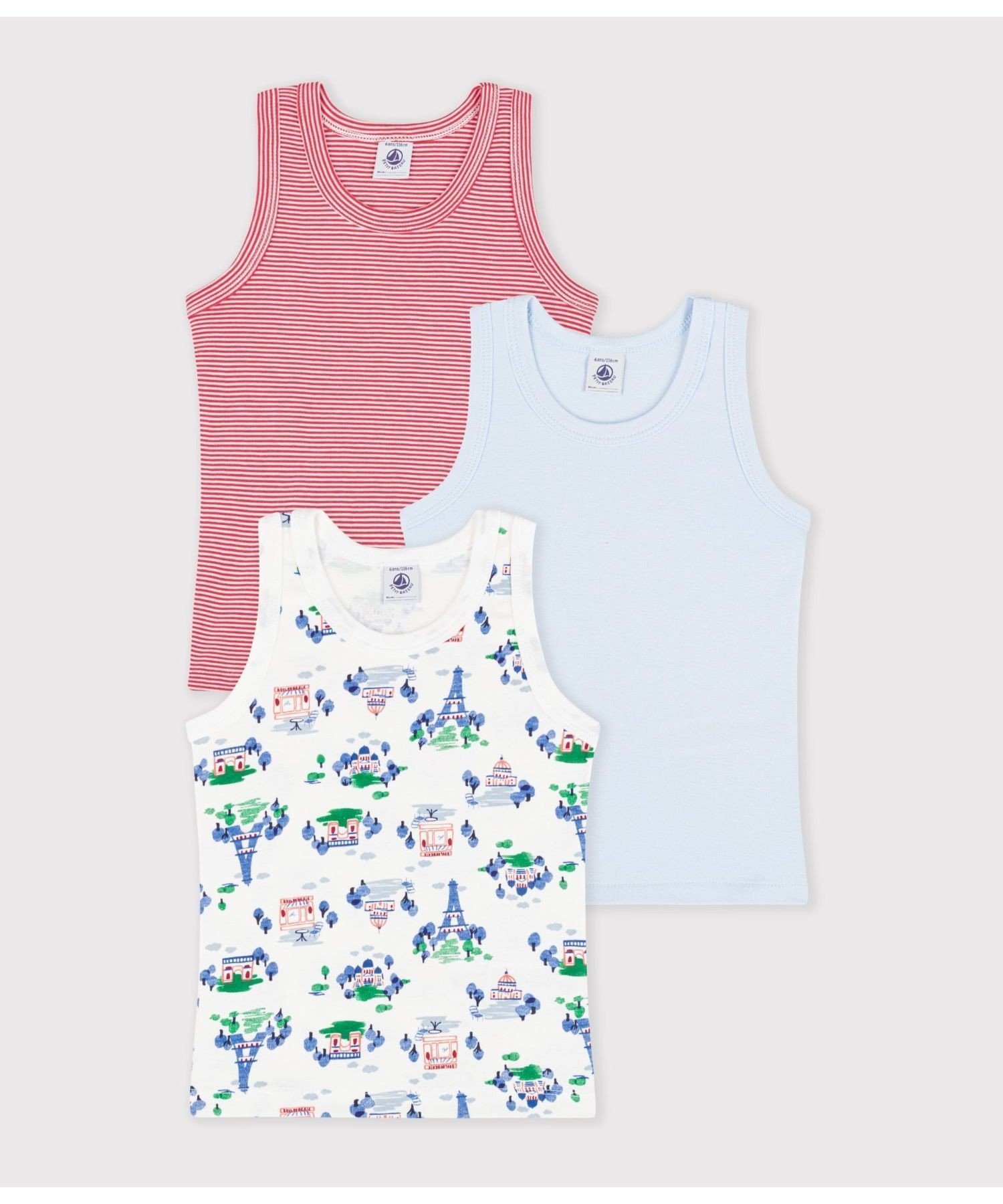 PETIT BATEAU（プチバトー）プリントタンクトップ3枚組パリの街並みプリント、爽やかなプレーンカラー、ブランドを象徴する極細ミラレボーダーを揃えた、タンクトップ3枚セットです。その日の気分やコーディネートに合わせて選べる、デイリー使いにぴったりのアイテムです。洗い替えにも便利で、揃いのトランクスセットと合わせたギフトとしても喜ばれます。型番：A0GUYA-00-040 SN8048【採寸】サイズ着丈身幅2才 86cm34.5cm25cm3才 95cm36.2cm25.5cm4才 104cm38cm26.5cm5才 110cm39.7cm27.5cm商品のサイズについて【商品詳細】モロッコ素材：100%綿サイズ：2才 86cm、3才 95cm、4才 104cm、5才 110cm※画面上と実物では多少色具合が異なって見える場合もございます。ご了承ください。商品のカラーについてPETIT BATEAU（プチバトー）プリントタンクトップ3枚組パリの街並みプリント、爽やかなプレーンカラー、ブランドを象徴する極細ミラレボーダーを揃えた、タンクトップ3枚セットです。その日の気分やコーディネートに合わせて選べる、デイリー使いにぴったりのアイテムです。洗い替えにも便利で、揃いのトランクスセットと合わせたギフトとしても喜ばれます。型番：A0GUYA-00-040 SN8048【採寸】サイズ着丈身幅2才 86cm34.5cm25cm3才 95cm36.2cm25.5cm4才 104cm38cm26.5cm5才 110cm39.7cm27.5cm商品のサイズについて【商品詳細】モロッコ素材：100%綿サイズ：2才 86cm、3才 95cm、4才 104cm、5才 110cm※画面上と実物では多少色具合が異なって見える場合もございます。ご了承ください。商品のカラーについて