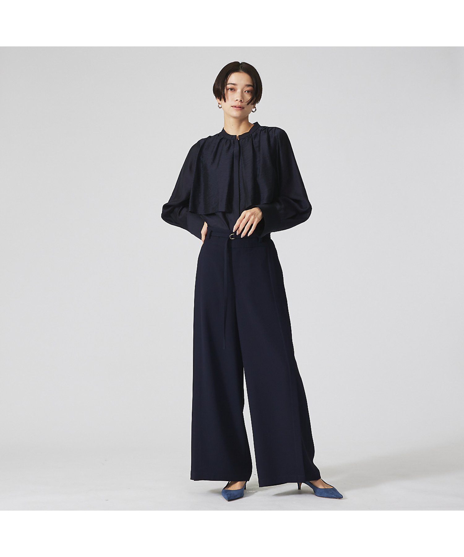 qualite ベルテッドワイドフレアパンツ カリテ パンツ その他のパンツ ネイビー ベージュ
