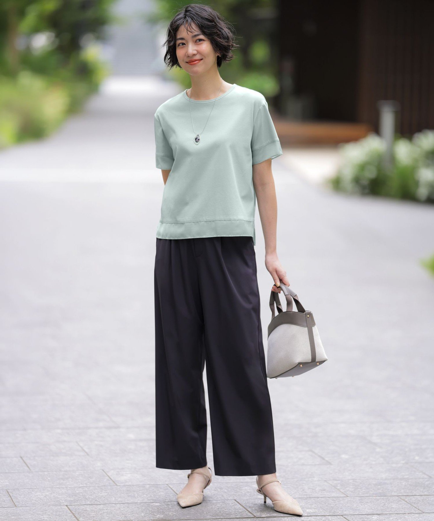 J.PRESS ソフトナイロン イージー ワイド パンツ ジェイプレス パンツ その他のパンツ ブラック ベージュ