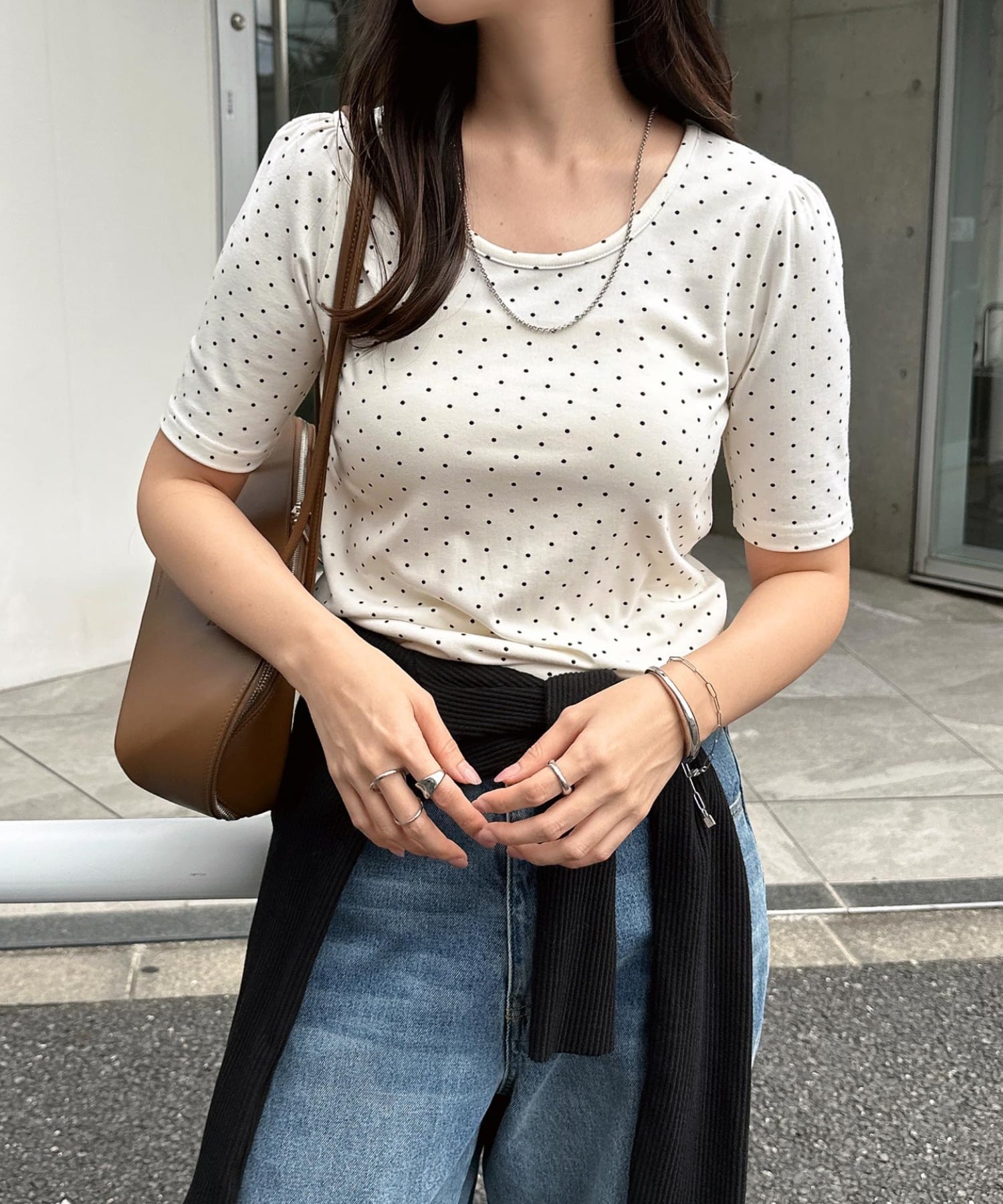 ドット柄 パフスリーブ 半袖 トップス アンドミー トップス カットソー・Tシャツ グレー ホワイト