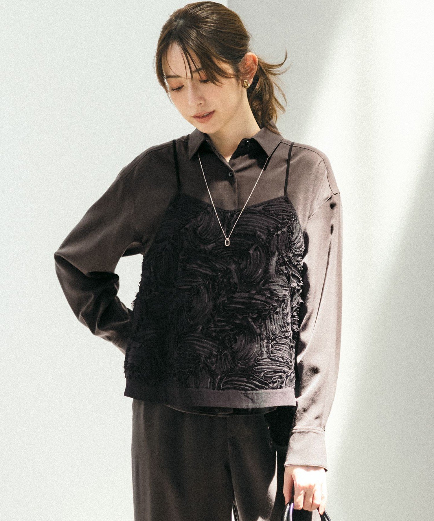 23区 L スエーディーサテン バックドレープデザイン シャツ ニジュウサンク トップス シャツ・ブラウス ベージュ ブラウン
