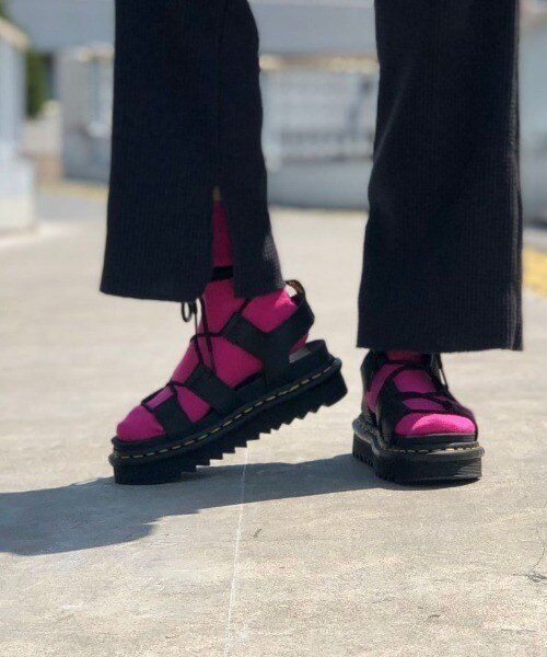 BEAVER Dr.Martens/ドクターマーチン NARTILLA ナルティラ サンダル ビーバー シューズ・靴 その他のシューズ・靴 ブラック【送料無料】のサムネイル