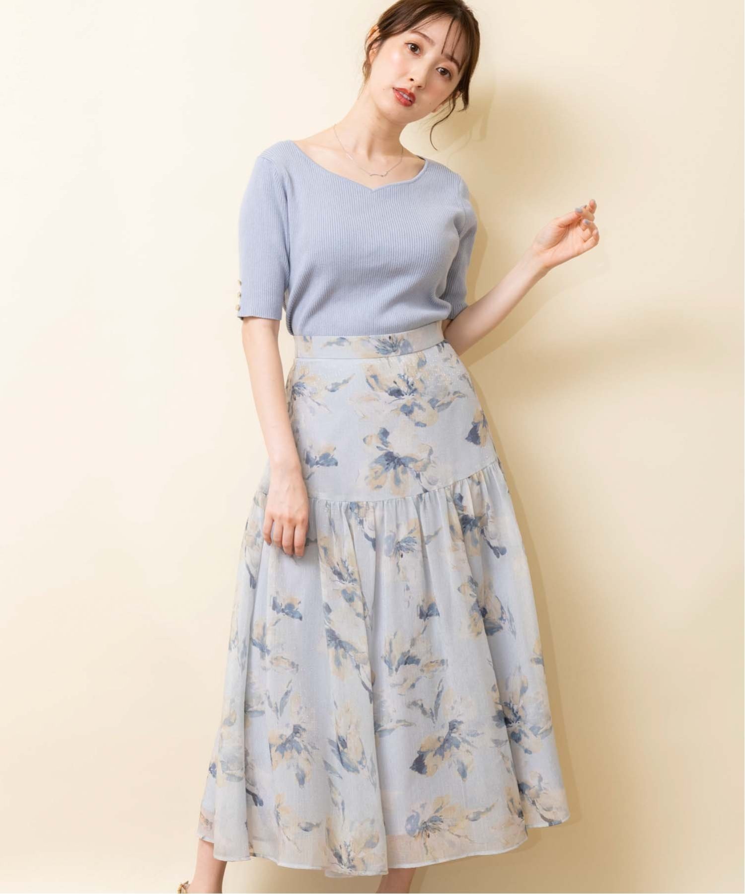 【SALE／70%OFF】Noela ぼかし花柄シャイニースカート ノエラ スカート ロング・マキシスカート ピンク..