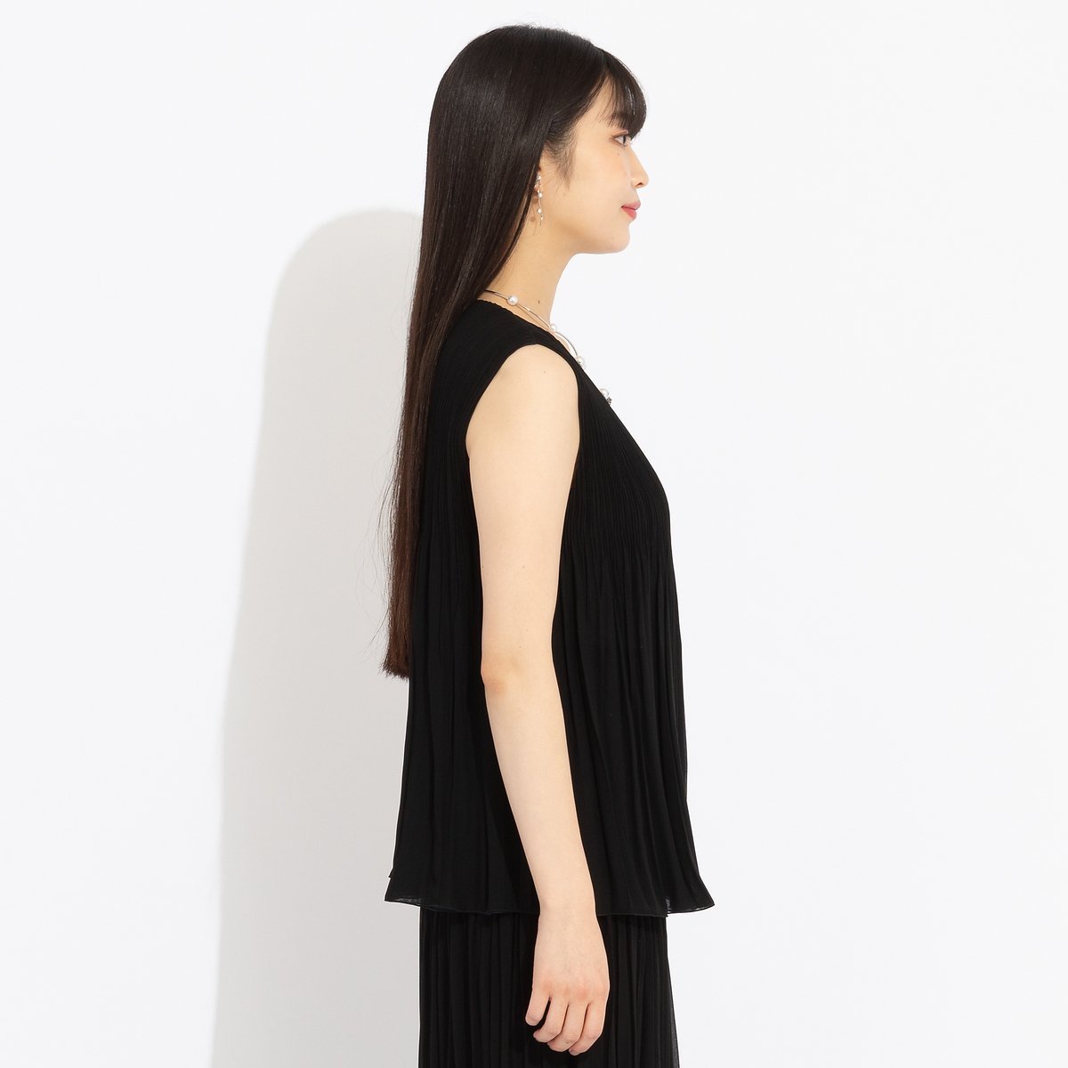 Liliane Burty 【セットアップ対応】リバーシブルプリーツ ノースリーブブラウス リリアンビューティ トップス シャツ・ブラウス ブラック