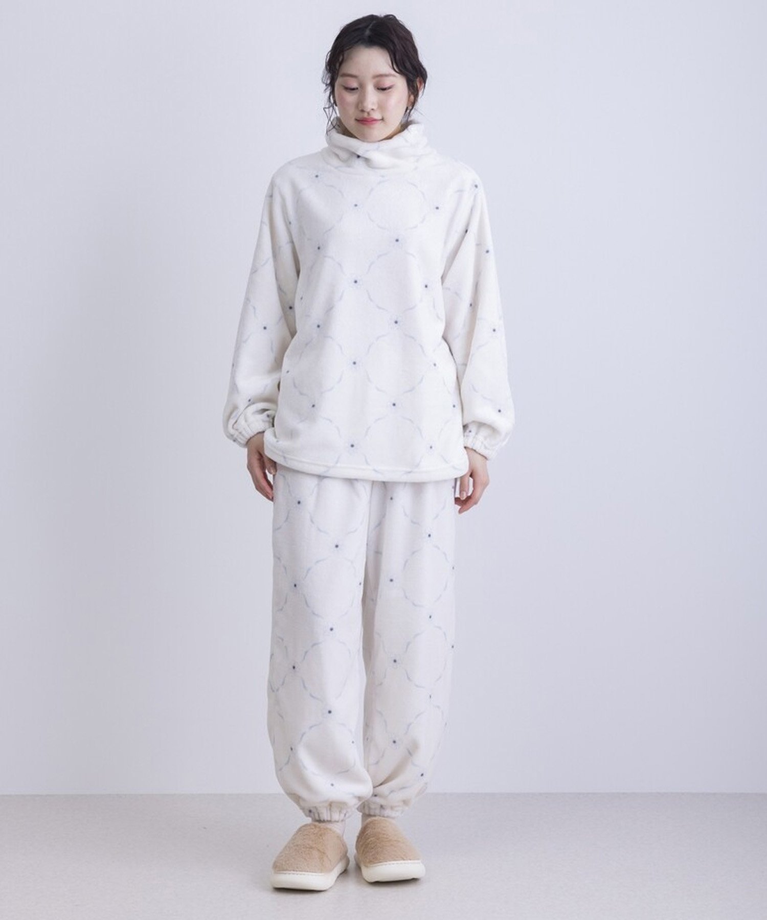 BACKYARD FAMILY フランネル総柄上下セット ローラ インナー・ルームウェア パジャマ ピンク グレー ホワイト