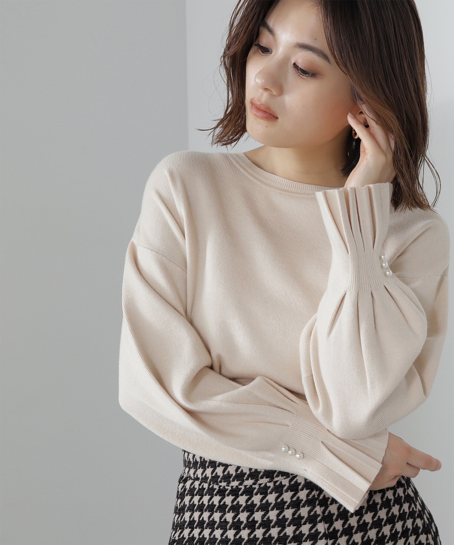 【SALE／10%OFF】NATURAL BEAUTY BASIC パールタックスリーブニット ナチュラルビューティベーシック トップス ニット ホワイト ブラック ピンク【送料無料】のサムネイル