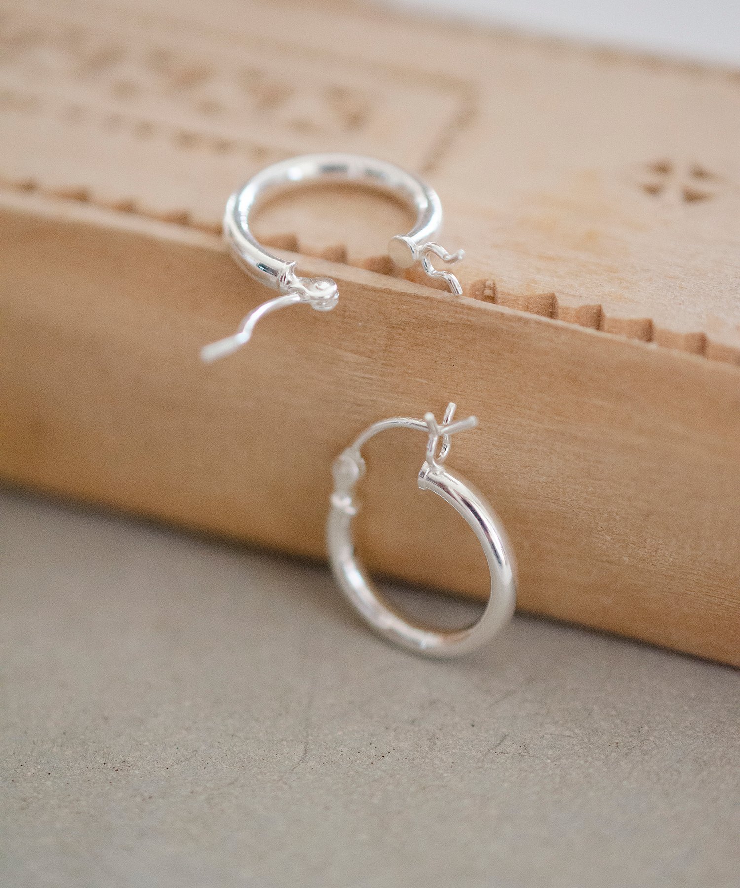 SENTI HOOP EARRING SV Vo[925sAX R|Wbg ANZT[Erv sAX Vo[