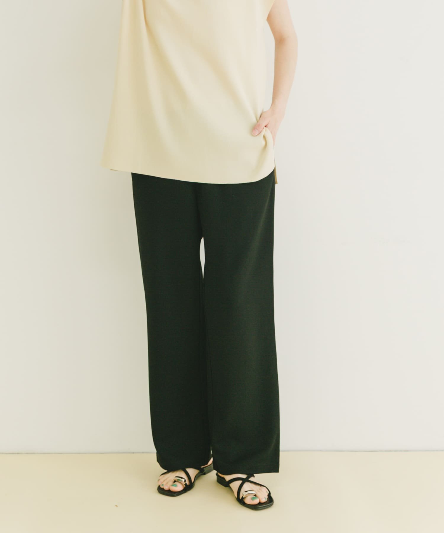 【SALE／66%OFF】URBAN RESEARCH ITEMS カットジョーゼットイージーパンツ アーバンリサーチアイテムズ パンツ その他のパンツ ベージュ ブラックのサムネイル