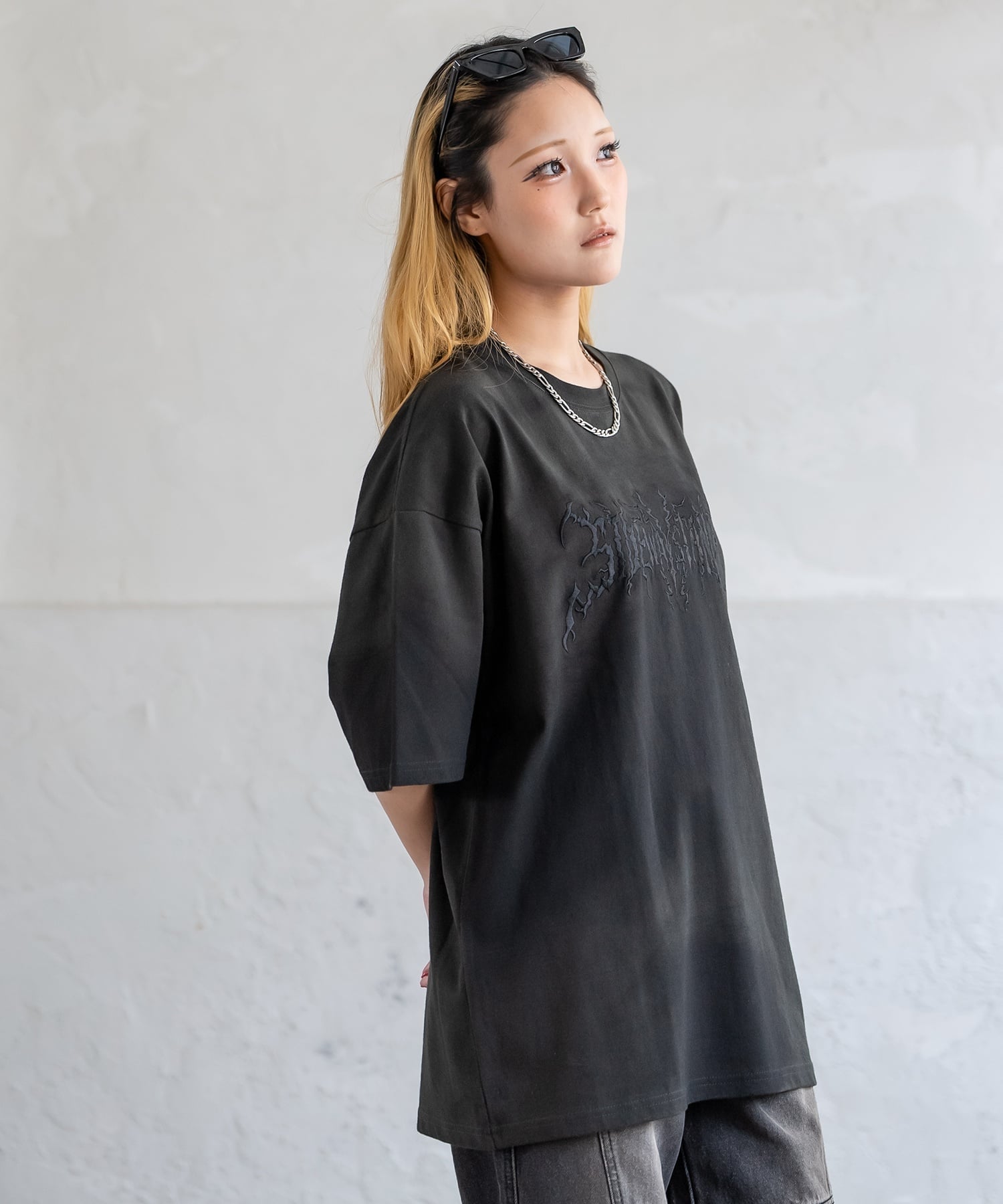 【SALE／64%OFF】SIDEWAY STANCE SIDEWAY STANCE サイドウェイスタンス スプレー ロゴ刺しゅう 半袖Tシャツ インプローブス トップス カットソー・Tシャツ ブラウン ブラック