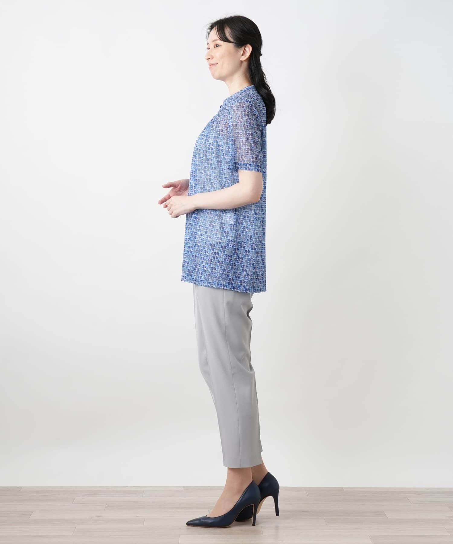 Leilian 幾何学柄スタンドカラーカットソー【ROCHAS Premiere】【ERICA】 レリアン トップス カットソー・Tシャツ ブルー
