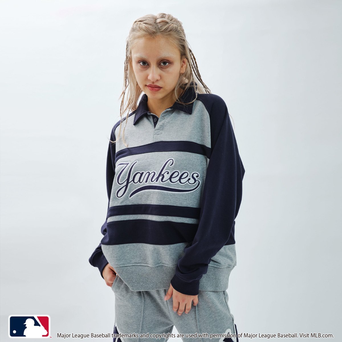 atmos pink atmos pink MLB Big Silhouette Sweat Shirt GRAY アトモス トップス スウェット・トレーナー グレー【送料無料】