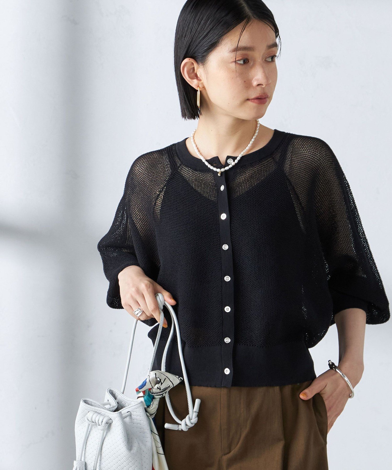 【SALE／40%OFF】SHIPS WOMEN ＜手洗い可能＞前後2WAY タック アイレット カーディガン ◇ シップス トップス カーディガン イエロー グレー ホワイト【送料無料】のサムネイル