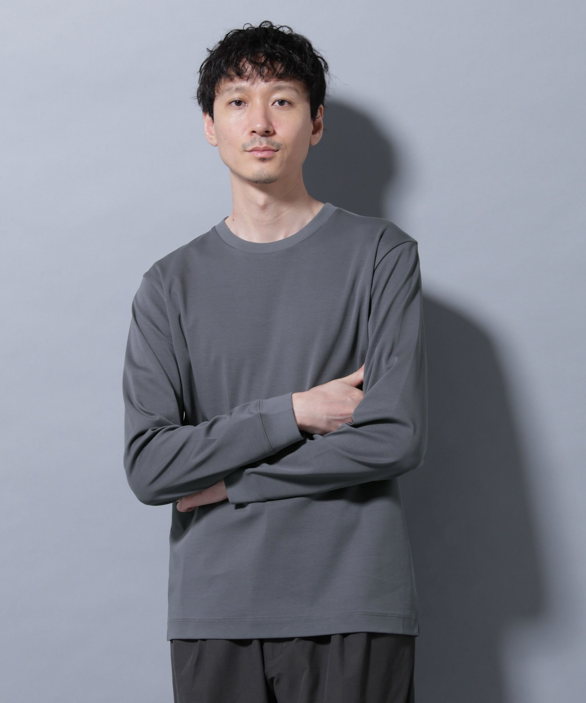 NANO universe アンチスメルクルーネックTシャツ 長袖 ナノユニバース トップス カットソー・Tシャツ ブラウン ホワイト グレー ブラック
