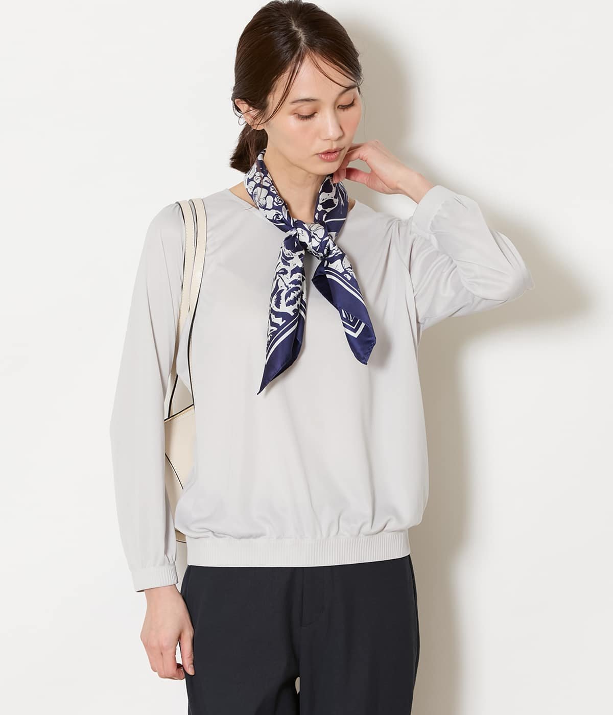 NEWYORKER WOMEN ポリエステルスムース シャーリングTブラウス ニューヨーカー トップス カットソー・Tシャツ ホワイト