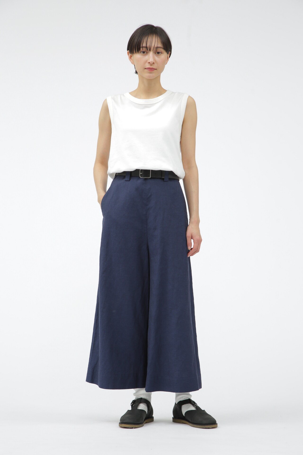 MARGARET HOWELL YARN DYE WOOL LINEN マーガレット・ハウエル パンツ キュロット ブラウン ブルー