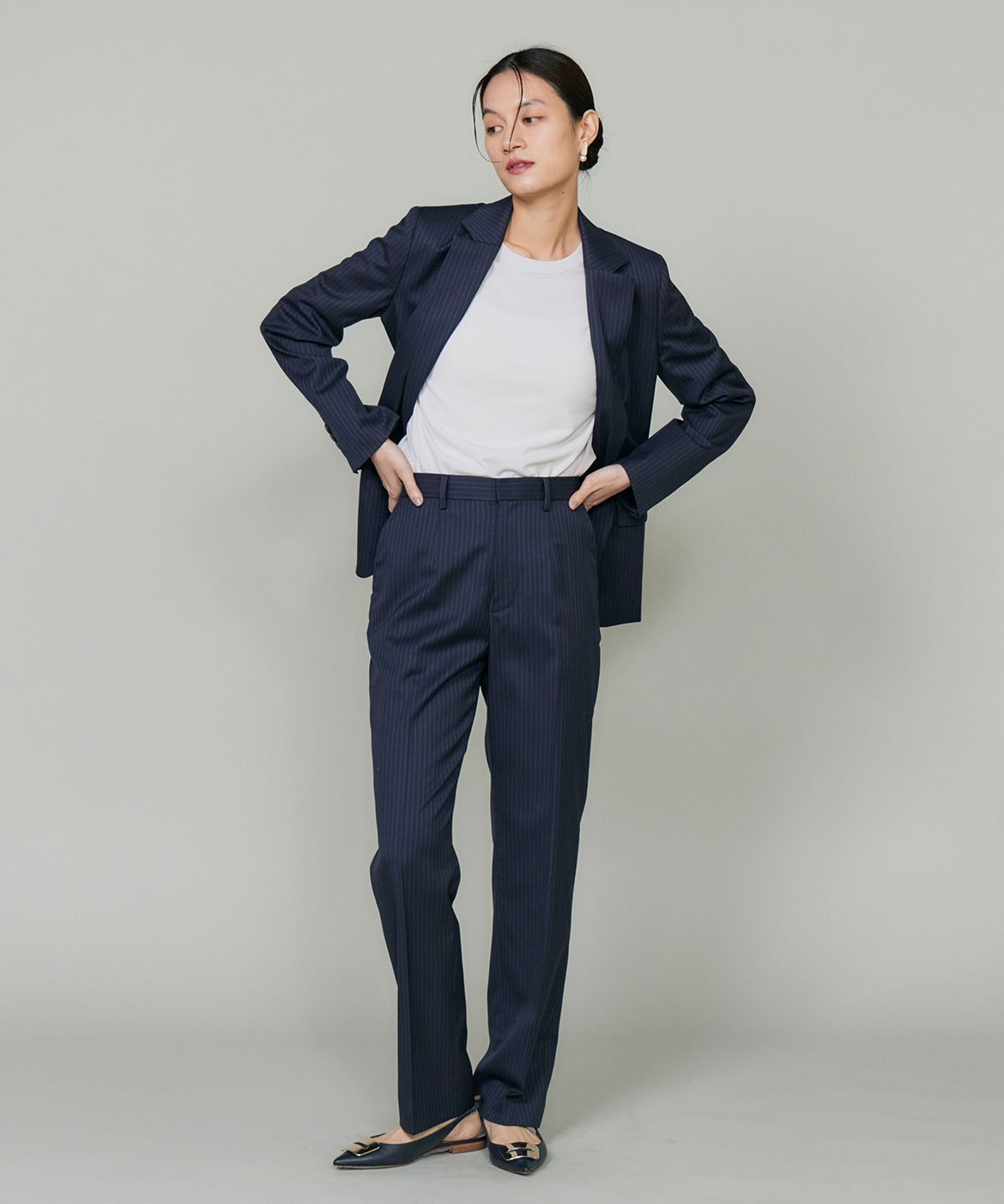 INED 《大きいサイズ》シルクウールストライプセンタープレスパンツ イネド パンツ スラックス・ドレスパンツ ネイビー