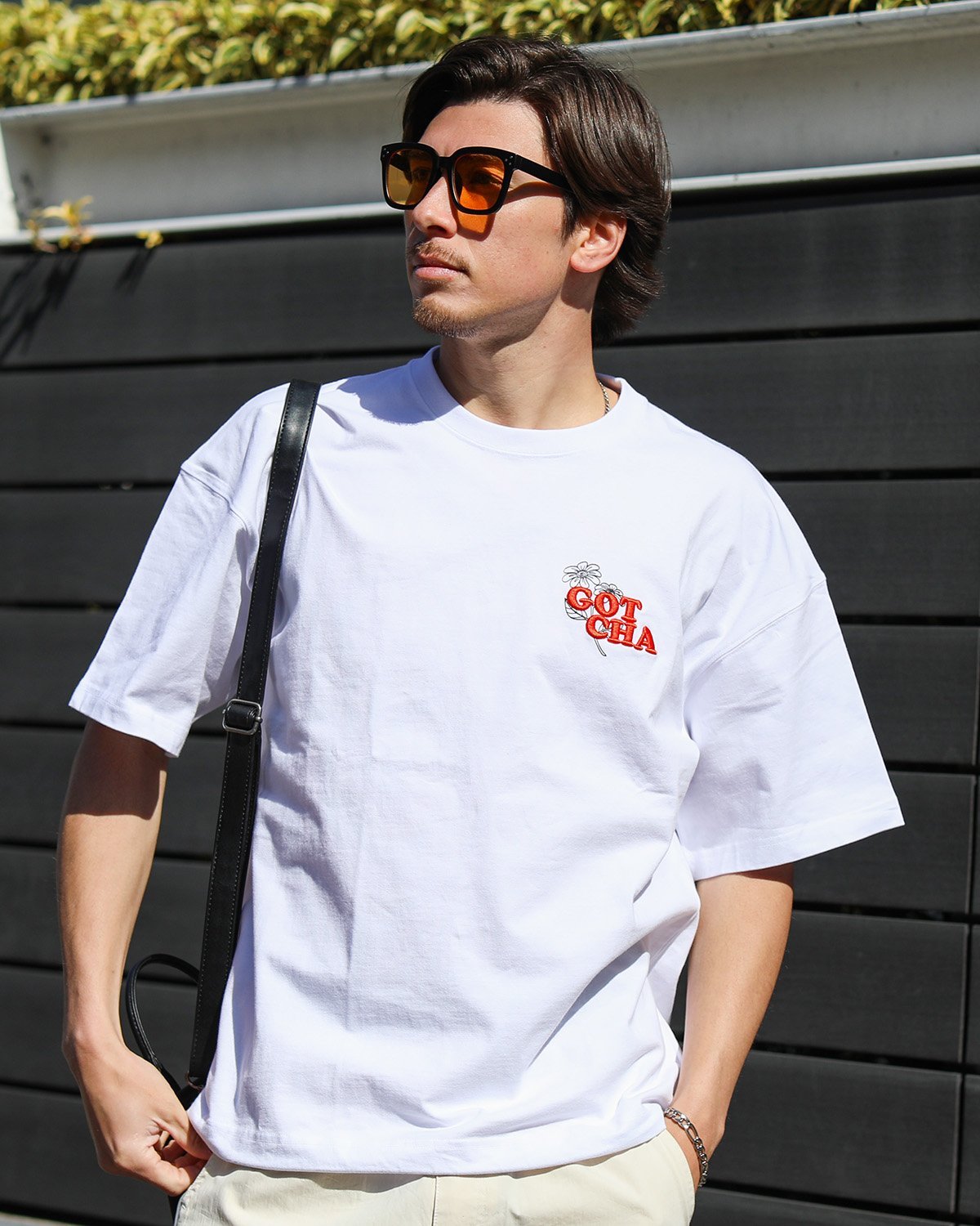 GOTCHA GOTCHA (ガッチャ) ぐるぐるフラワー T シャツ ガッチャ トップス カットソー・Tシャツ ホワイト ブラック【送料無料】