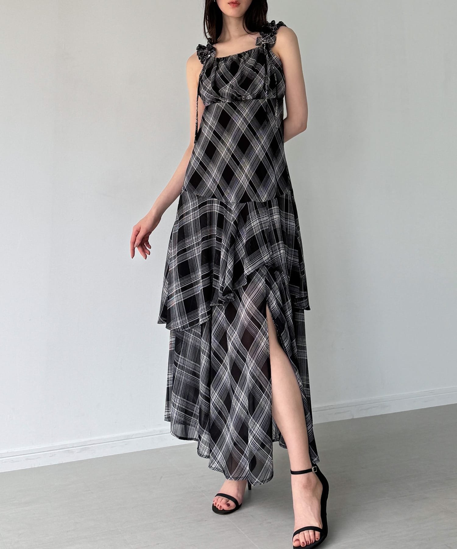 【SALE／18%OFF】JUNOAH チェックキャミワンピース ジュノア ワンピース・ドレス ワンピース ホワイト ブラウン ブラック【送料無料】