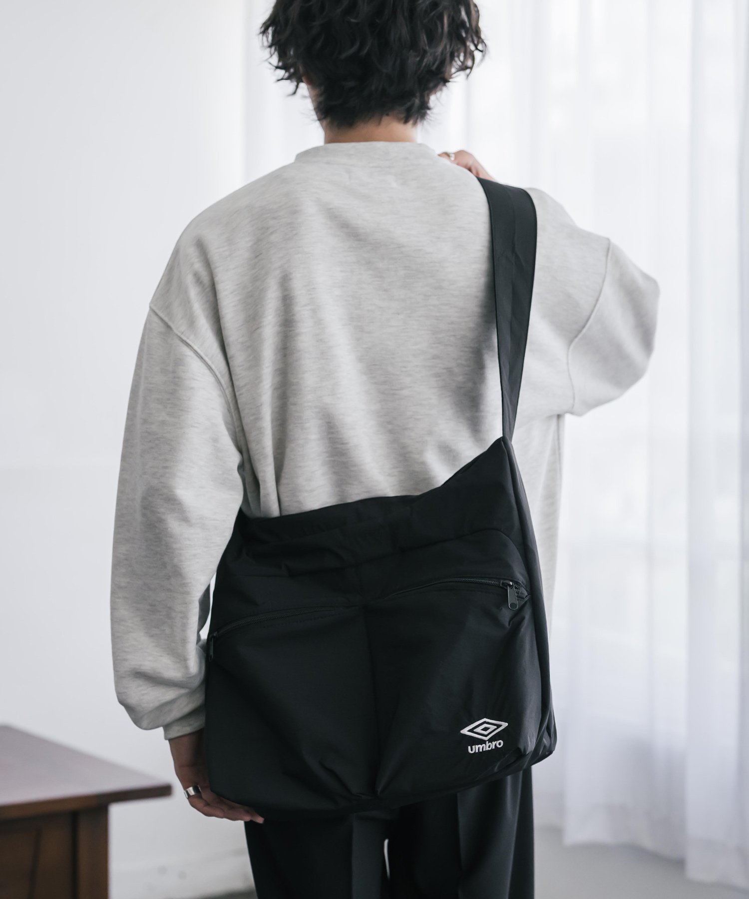 Rocky Monroe UMBRO 別注コラボ ワンショルダーバッグ(ナイロン/PUレザー) ロッキーモンロー バッグ ショルダーバッグ ブラック