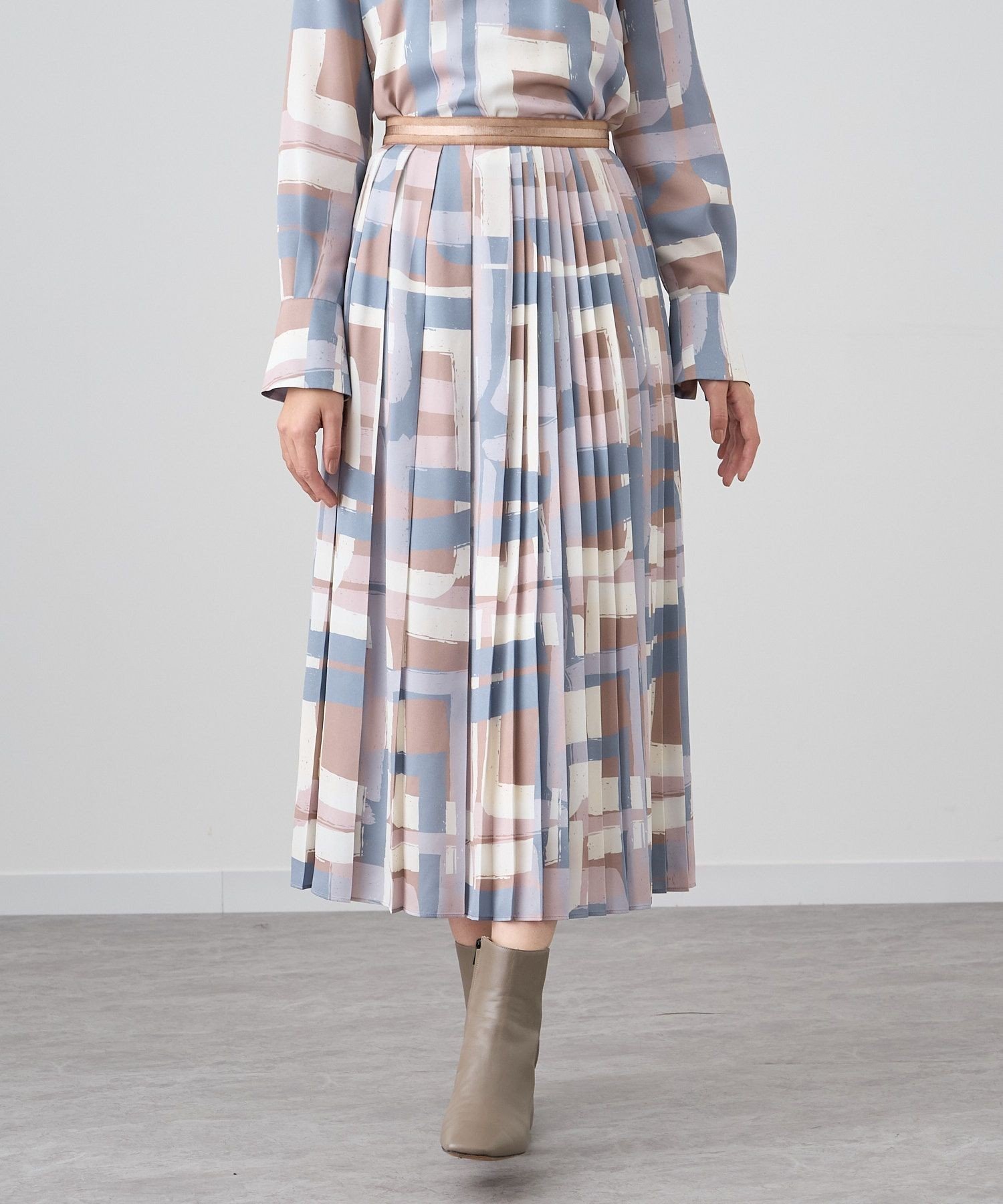 【SALE/50%OFF】ANAYI 【セットアップ対応商品】スクエア幾何プリントプリーツスカート アナイ スカート その他のスカート オレンジ ベージュ【送料...