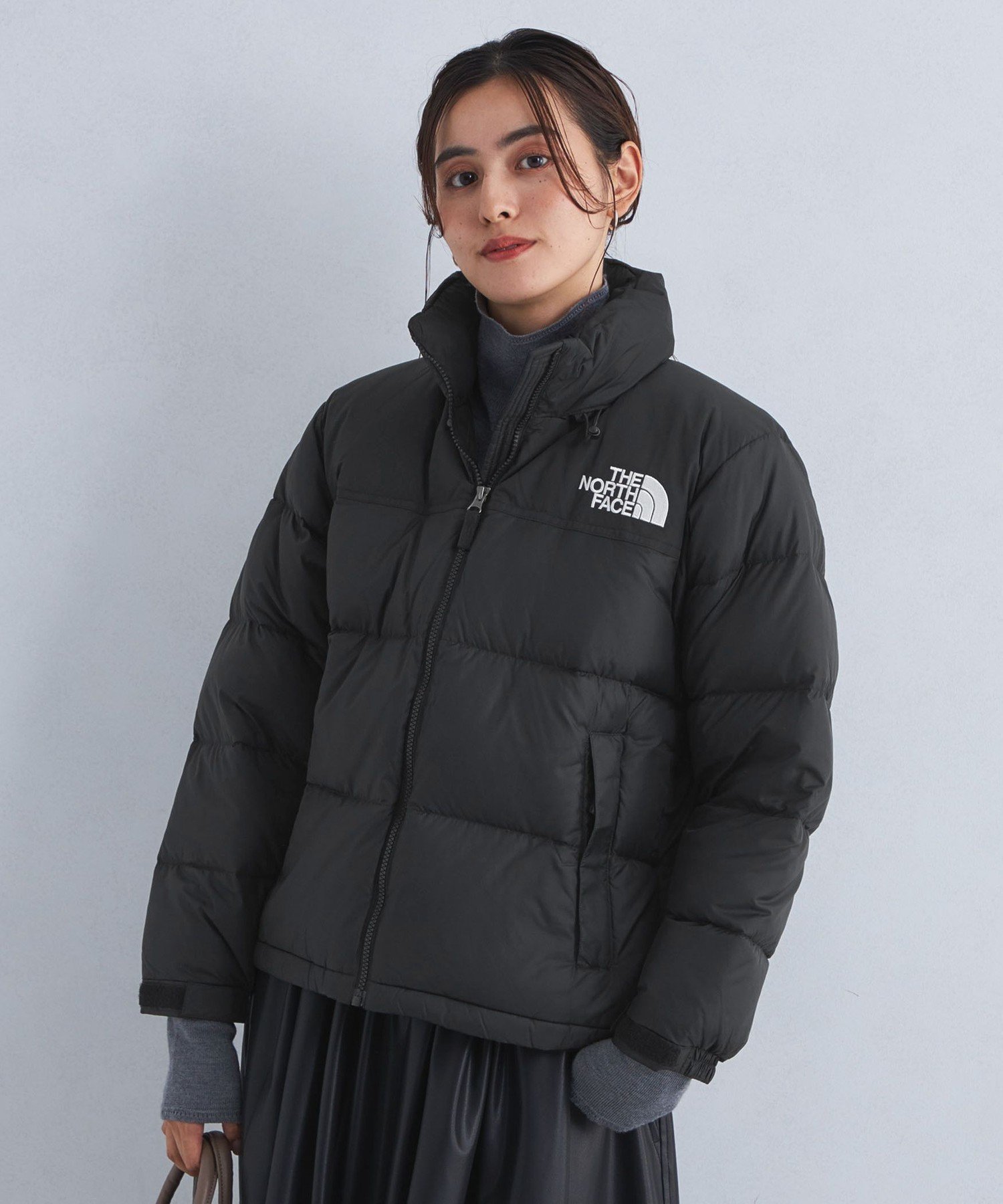 UNITED ARROWS green label relaxing ＜THE NORTH FACE＞Short Nuptse ショート ヌプシ ジャケット ユナイテッドアローズ グリーンレーベルリラクシング ジャケット・アウター ダウンジャケット・ダウンベスト グレー ブラック【送料無料】のサムネイル
