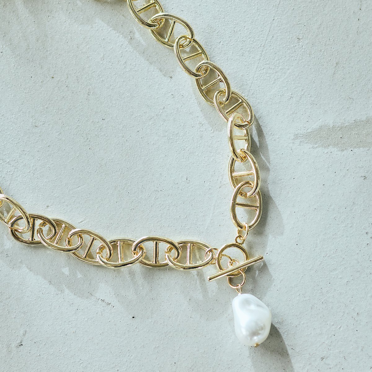 Audie a Muses バロックパール風デザインチェーンネックレス ローズティアラ アクセサリー・腕時計 ネックレス ゴールド【送料無料】