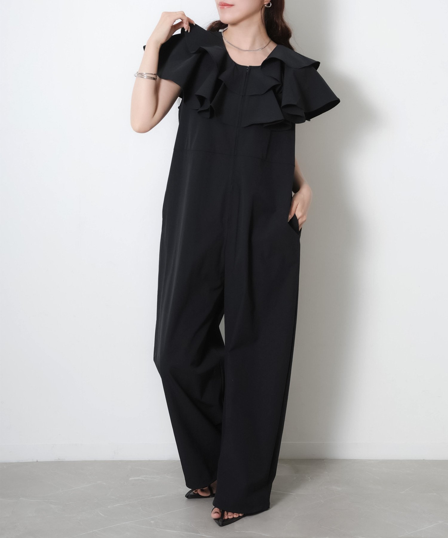 【SALE／19%OFF】Riberry ラッシュガードフリルオールインワン《UVカット/吸水速乾...
