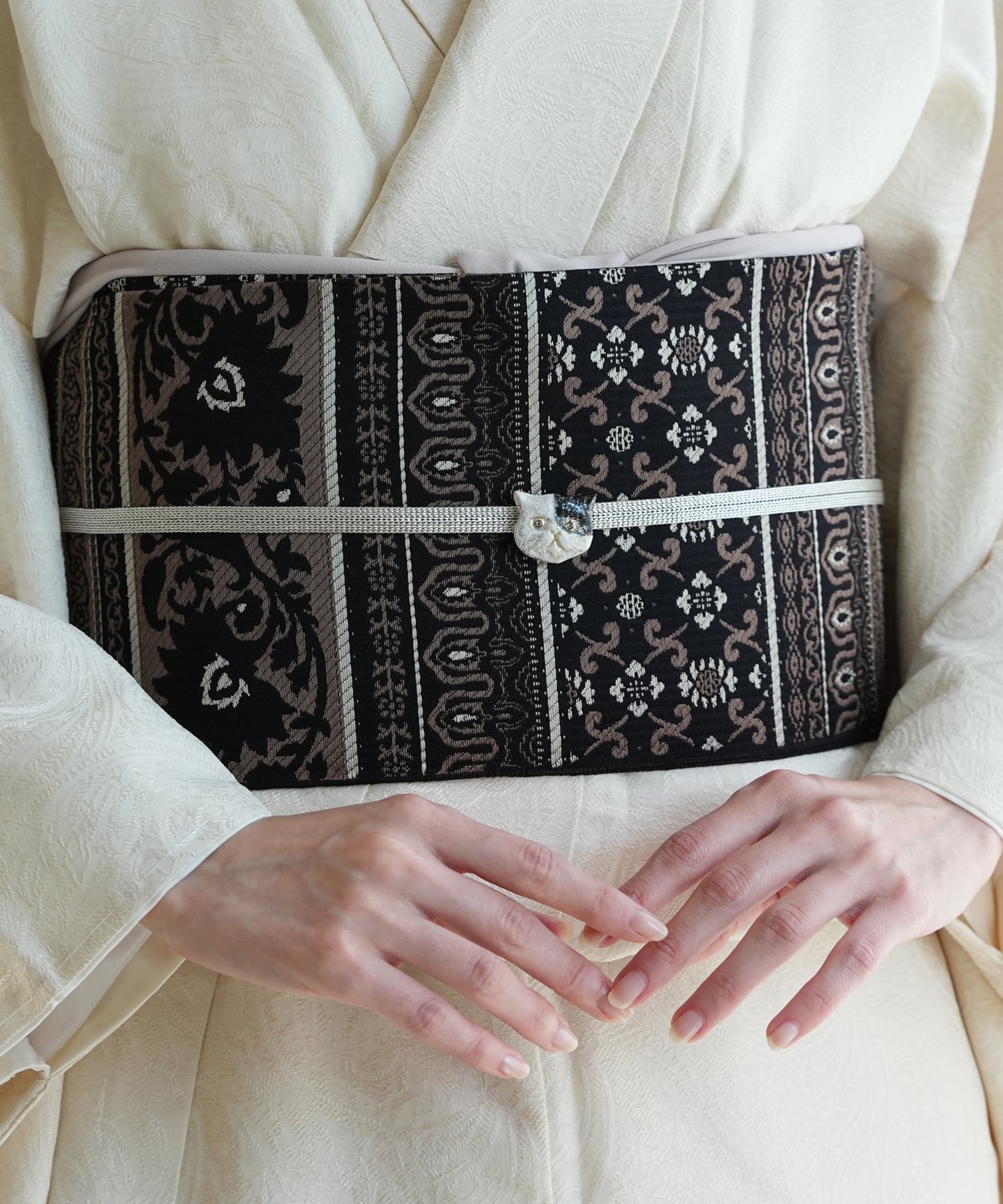 utatane utatane 博多織 小袋帯 正絹 リバーシブル インド更紗献上 黒*茶 ウタタネ 着物・浴衣・和装小..