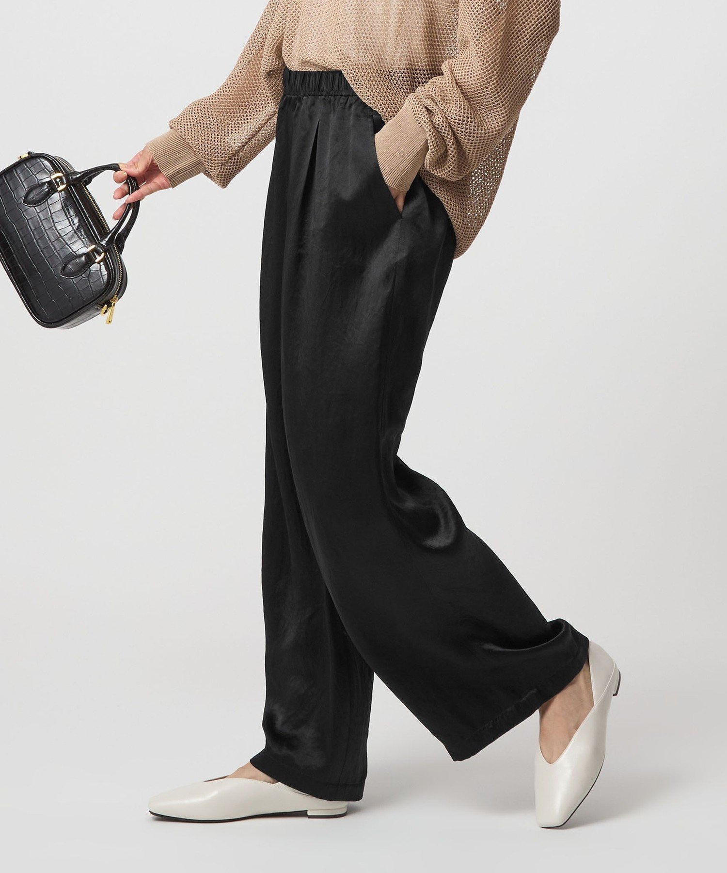 【SALE／30%OFF】UNITED ARROWS green label relaxing サテン パンツ ユナイテッドアローズ アウトレット パンツ その他のパンツ ブラック ブラウン【送料無料】