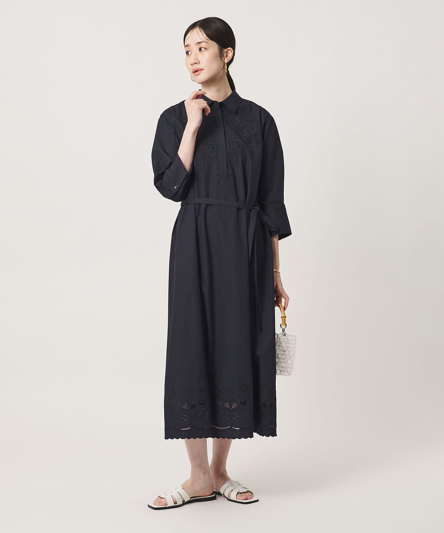 【SALE／30%OFF】UNITED ARROWS カットワーク シャツワンピース ユナイテッドアローズ ワンピース・ドレス ワンピース ホワイト ネイビー【送料無料】 stylife-15688337 Rakuten Fashion サンプル画像3