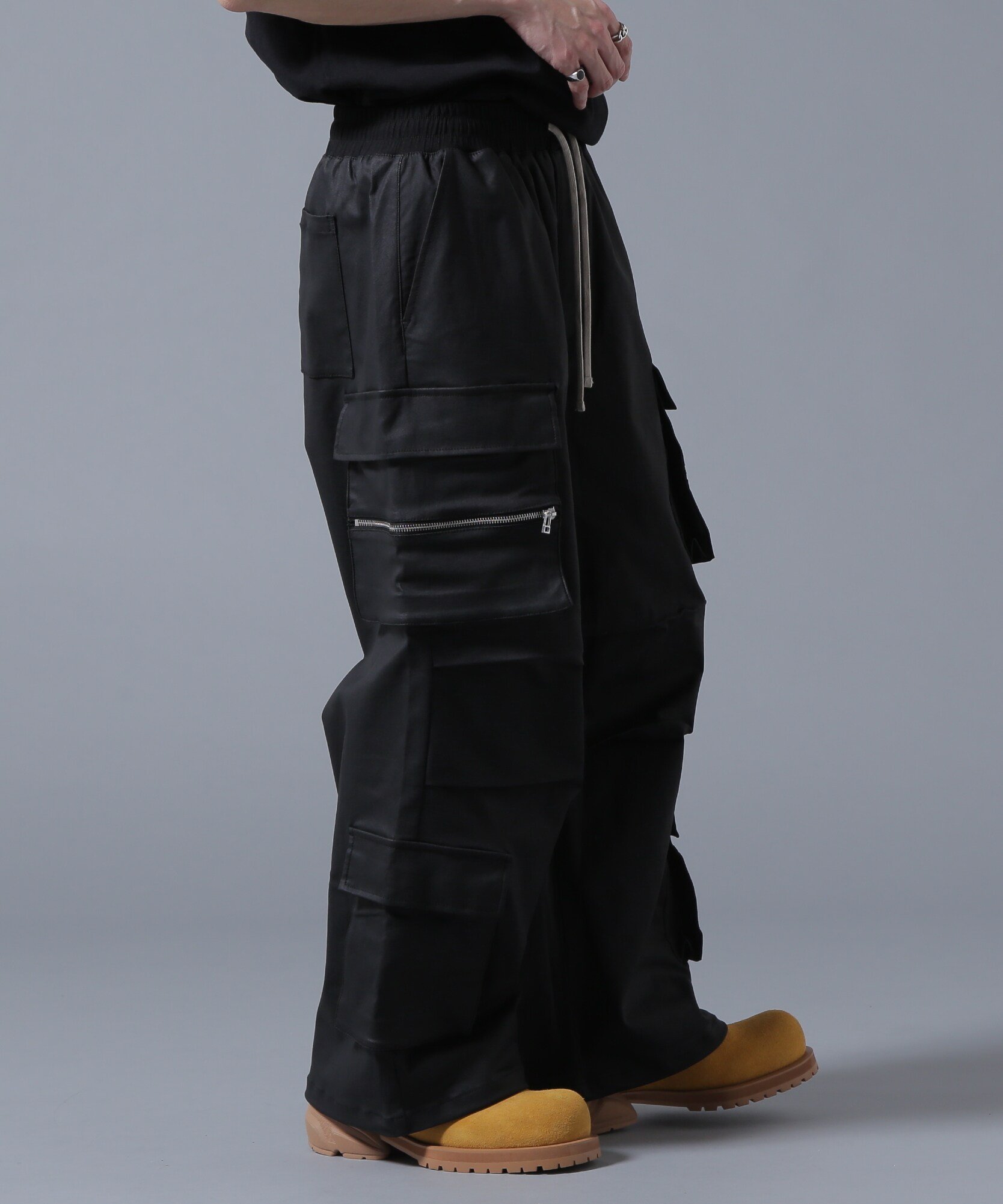 LHP DankeSchon/ダンケシェーン/COATING WIDE POCKET CARGO PANTS エルエイチピー パンツ その他のパンツ ブラック