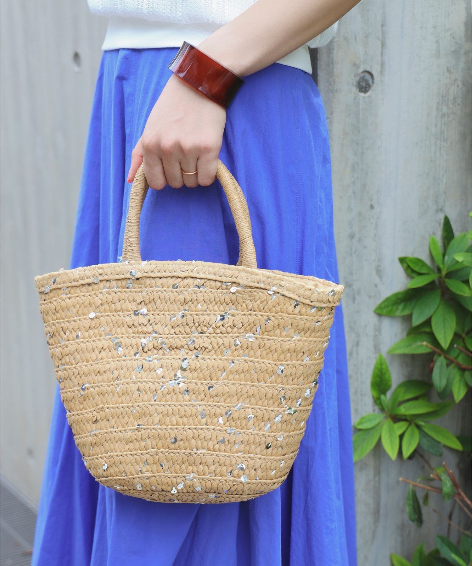 【SALE／60%OFF】Ray BEAMS グリッター ペーパー バッグ ビームス アウトレット バッグ トートバッグ ベージュ ピンク ブルーのサムネイル