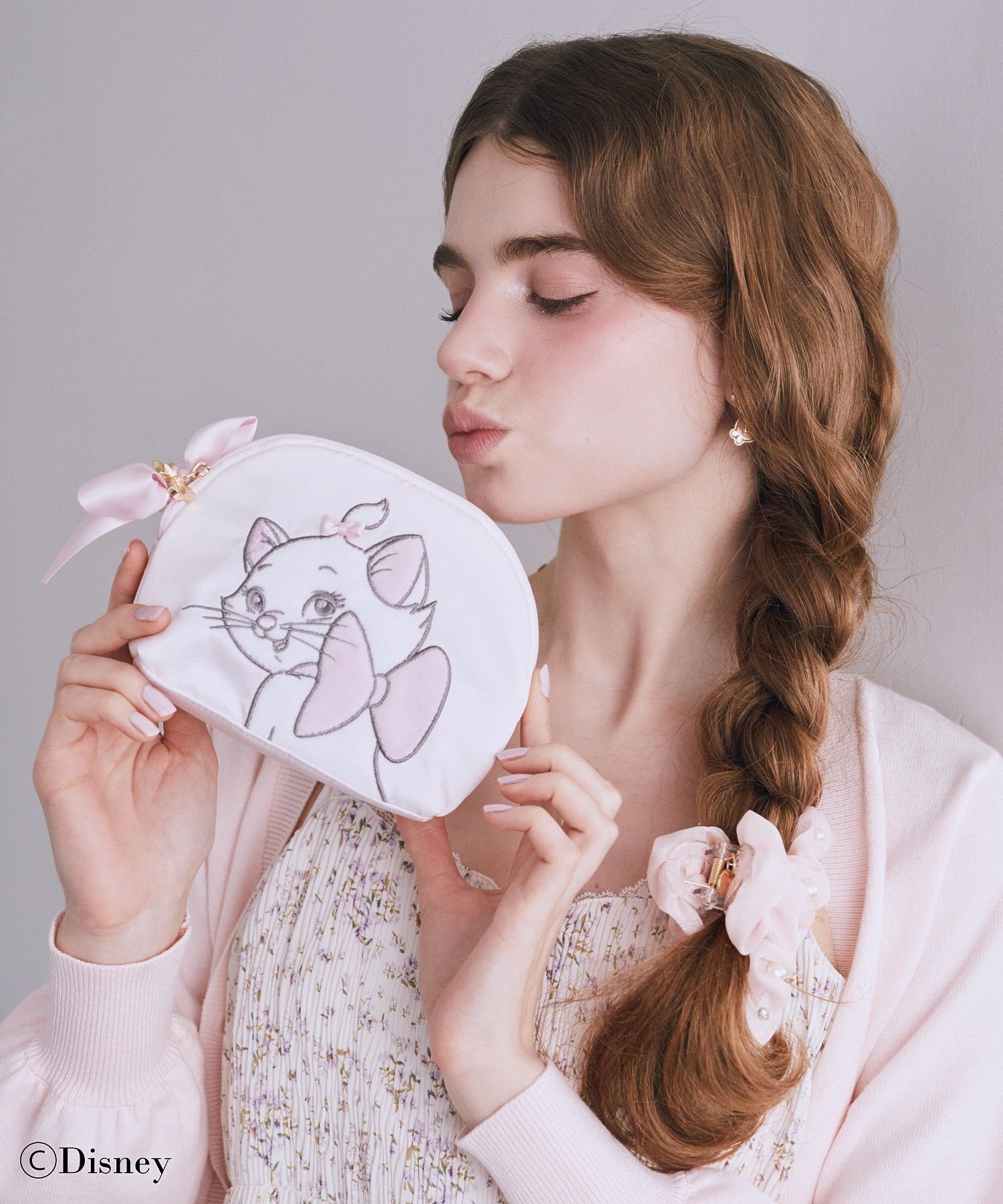 Maison de FLEUR Disney Marie/ラウンドポーチ メゾン ド フルール 財布・ポーチ・ケース ポーチ ピンク【送料無料】