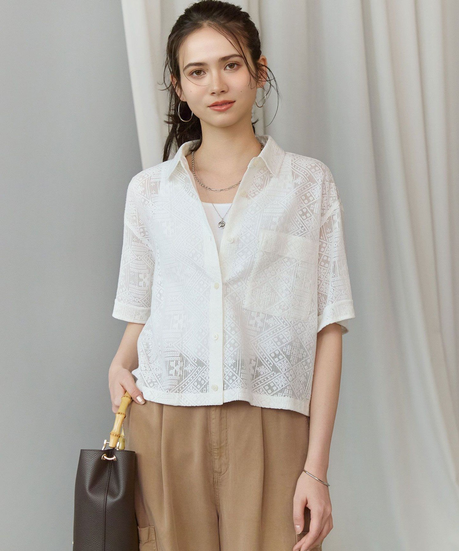 23区 S 【SLOW/一部店舗限定】モチーフレース 半袖 シャツ ニジュウサンク トップス シャツ・ブラウス ブラック ホワイト