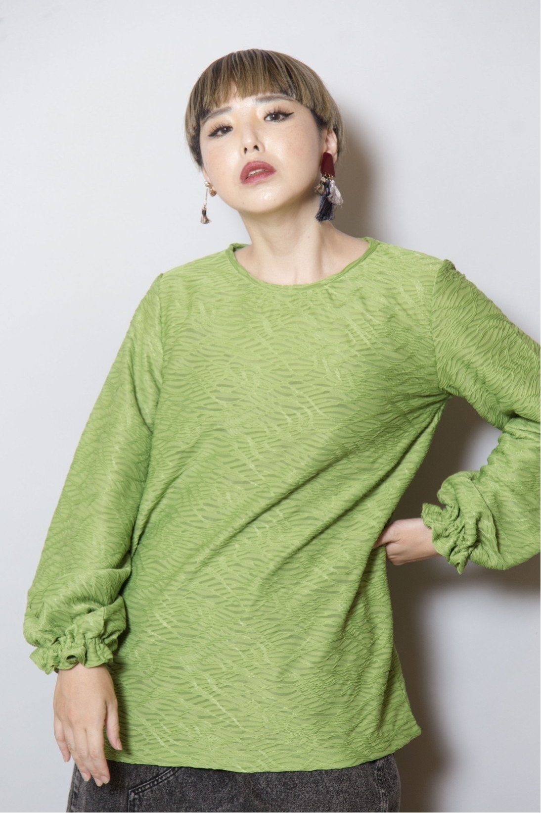 OSMOSIS ウェーブジャガードプルオーバー オズモーシス トップス カットソー・Tシャツ グリーン ブラック ホワイト