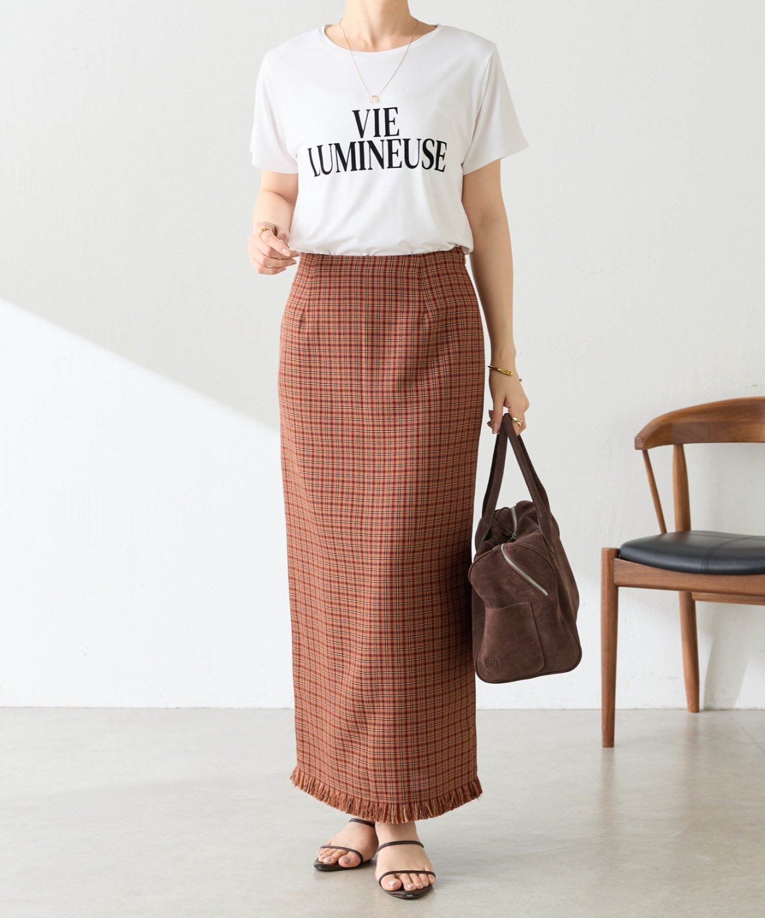 【大人のロゴTシャツ】フロッキーコンパクトロゴTシャツ コラージュガリャルダガランテ トップス カットソー・Tシャツ ホワイト
